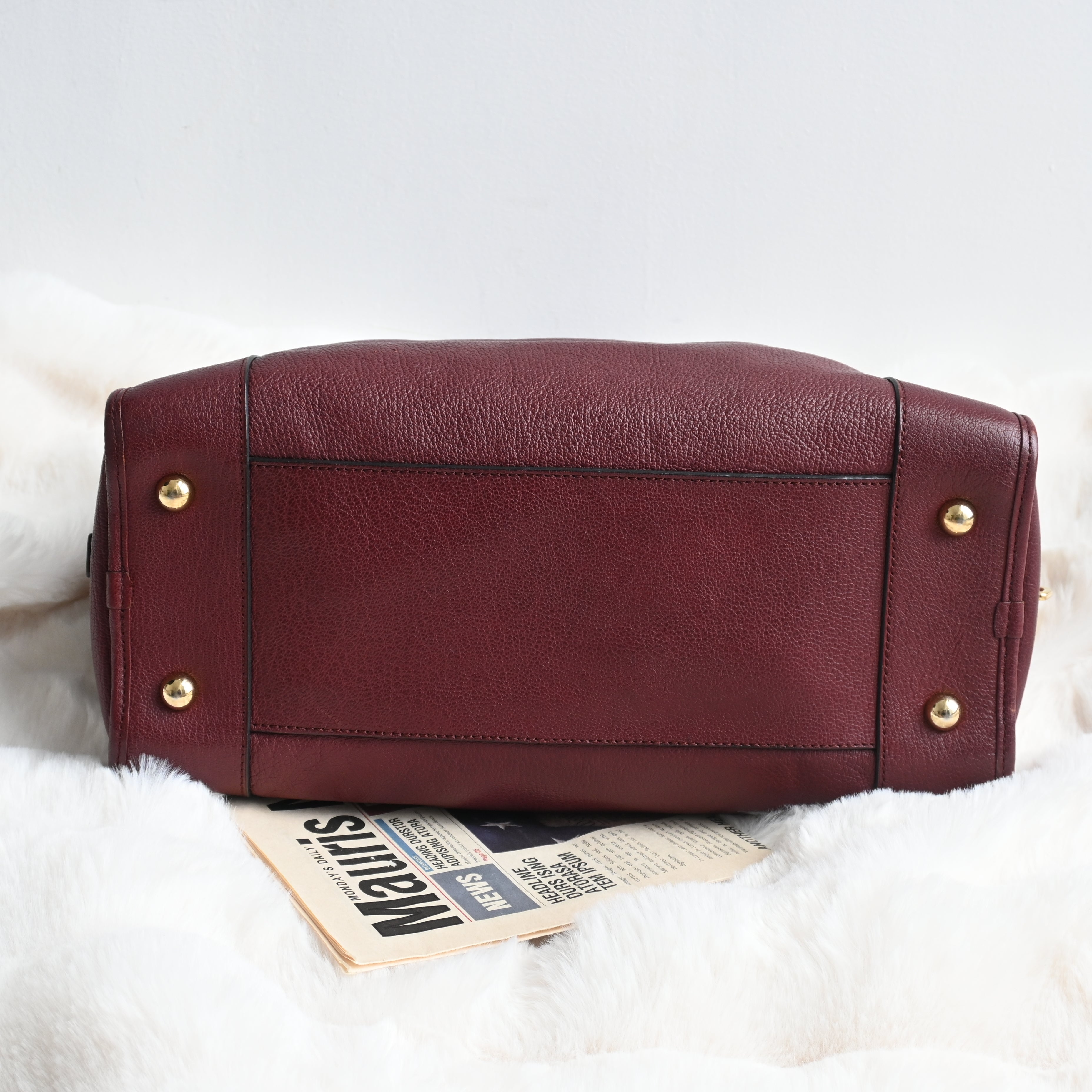 Loewe Amazona 34 - Leluxe Vintage Sdn. Bhd.