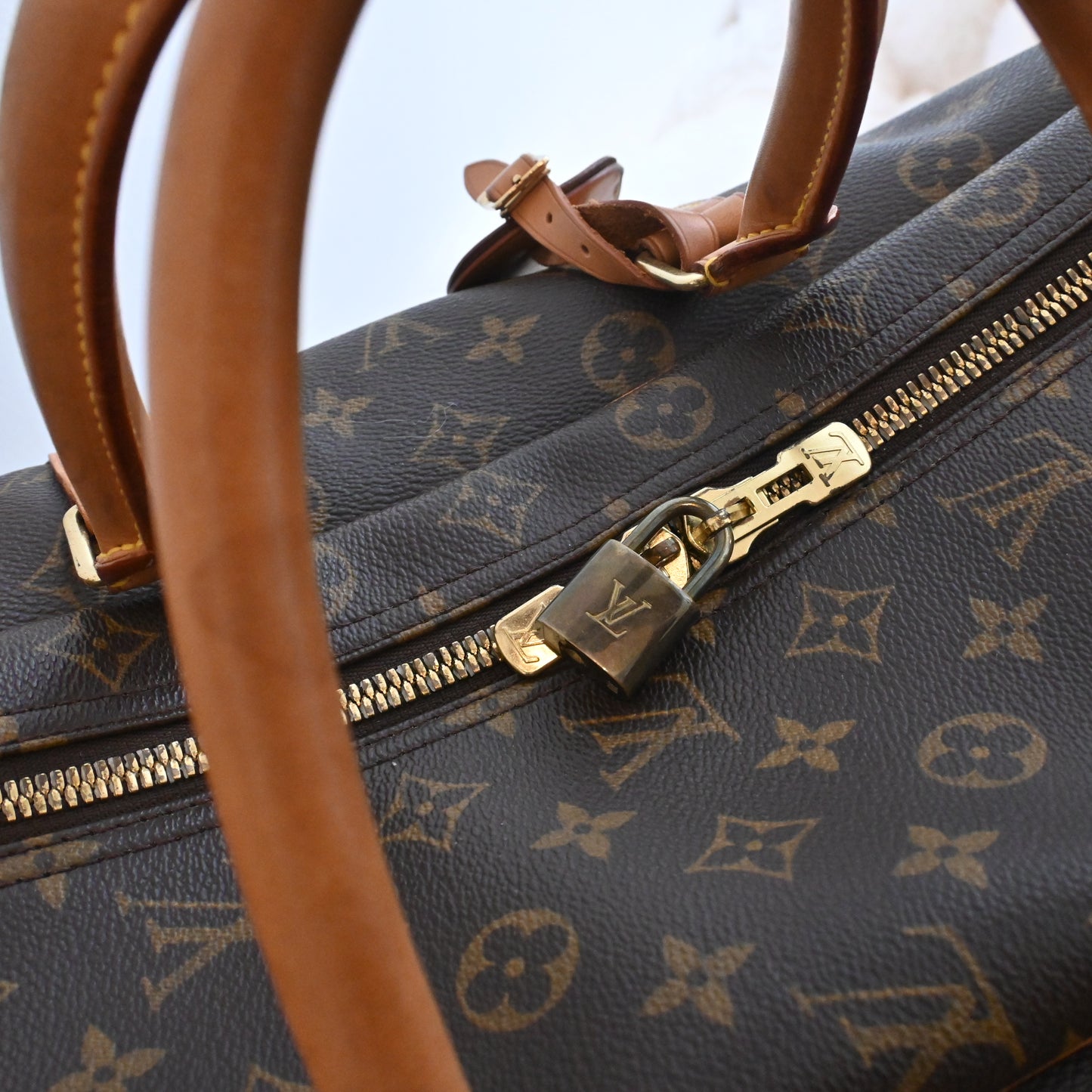 Louis Vuitton Monogram Sirius 55