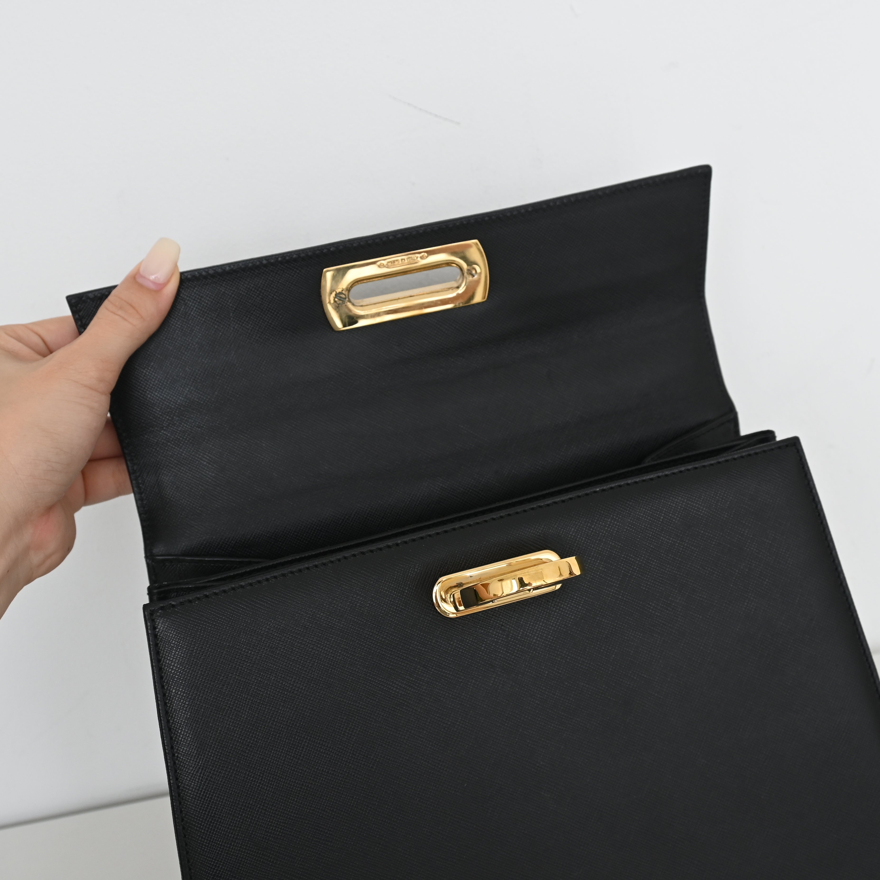 Salvatore Ferragamo Gancini Medium Kelly