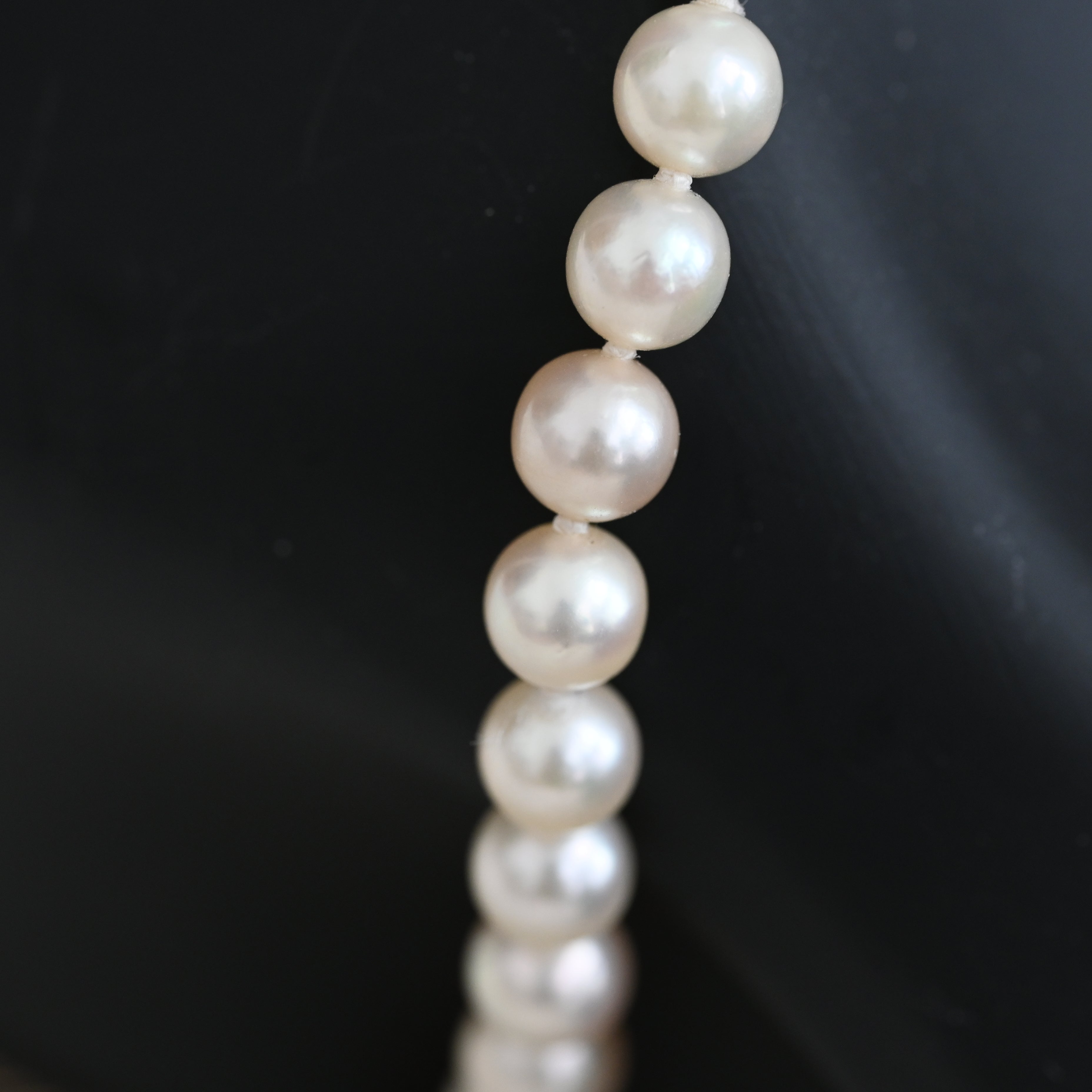Mikimoto 1E20-3041 MOP Dial Akoya Pearl Bracelet Watch - Leluxe Vintage Sdn. Bhd.