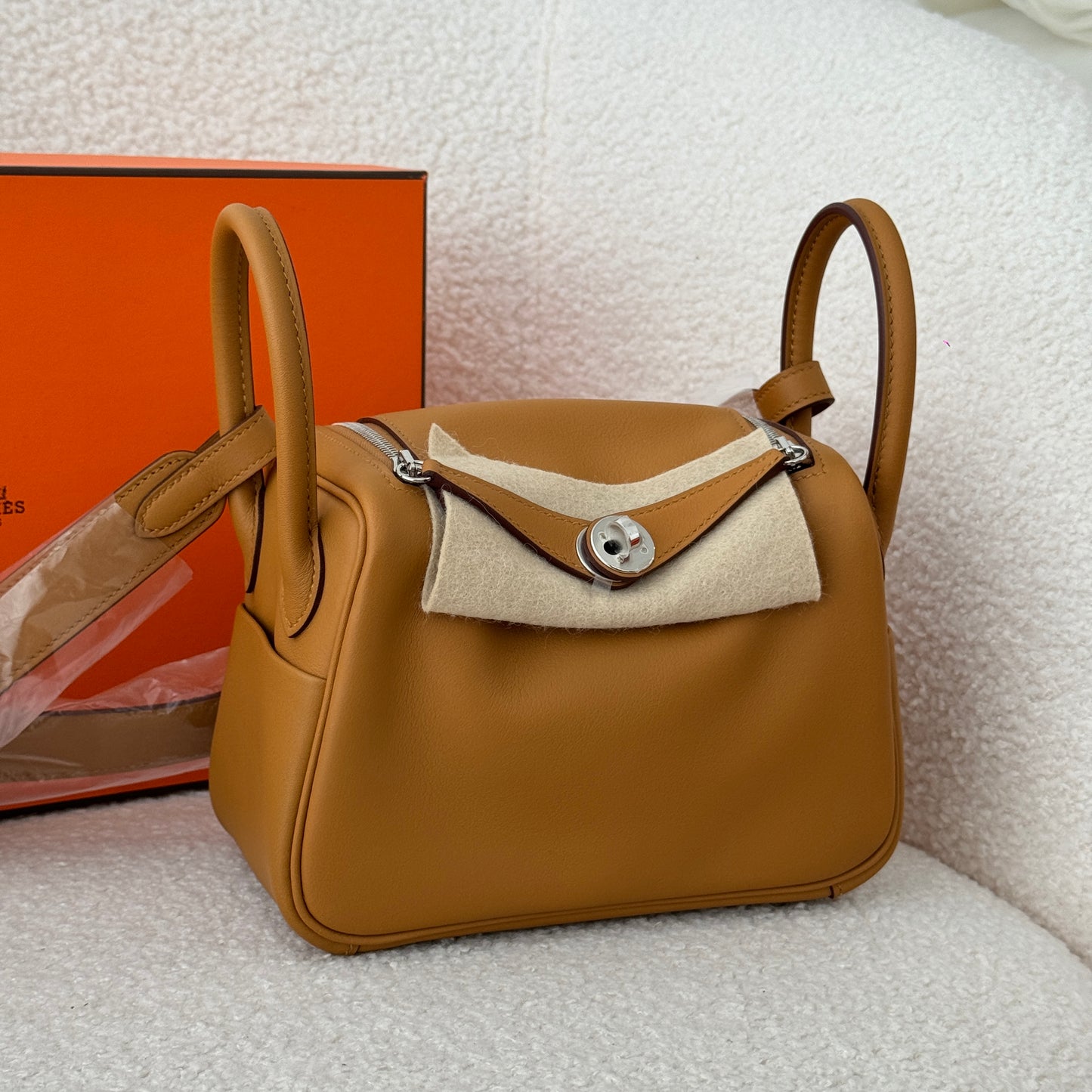 Hermes Mini Lindy Sesame