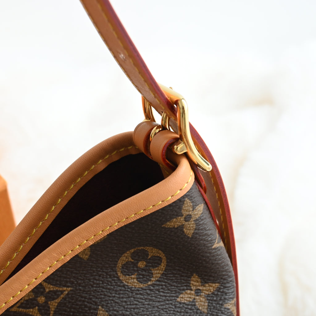 Louis Vuitton Carryall PM - Leluxe Vintage Sdn. Bhd.