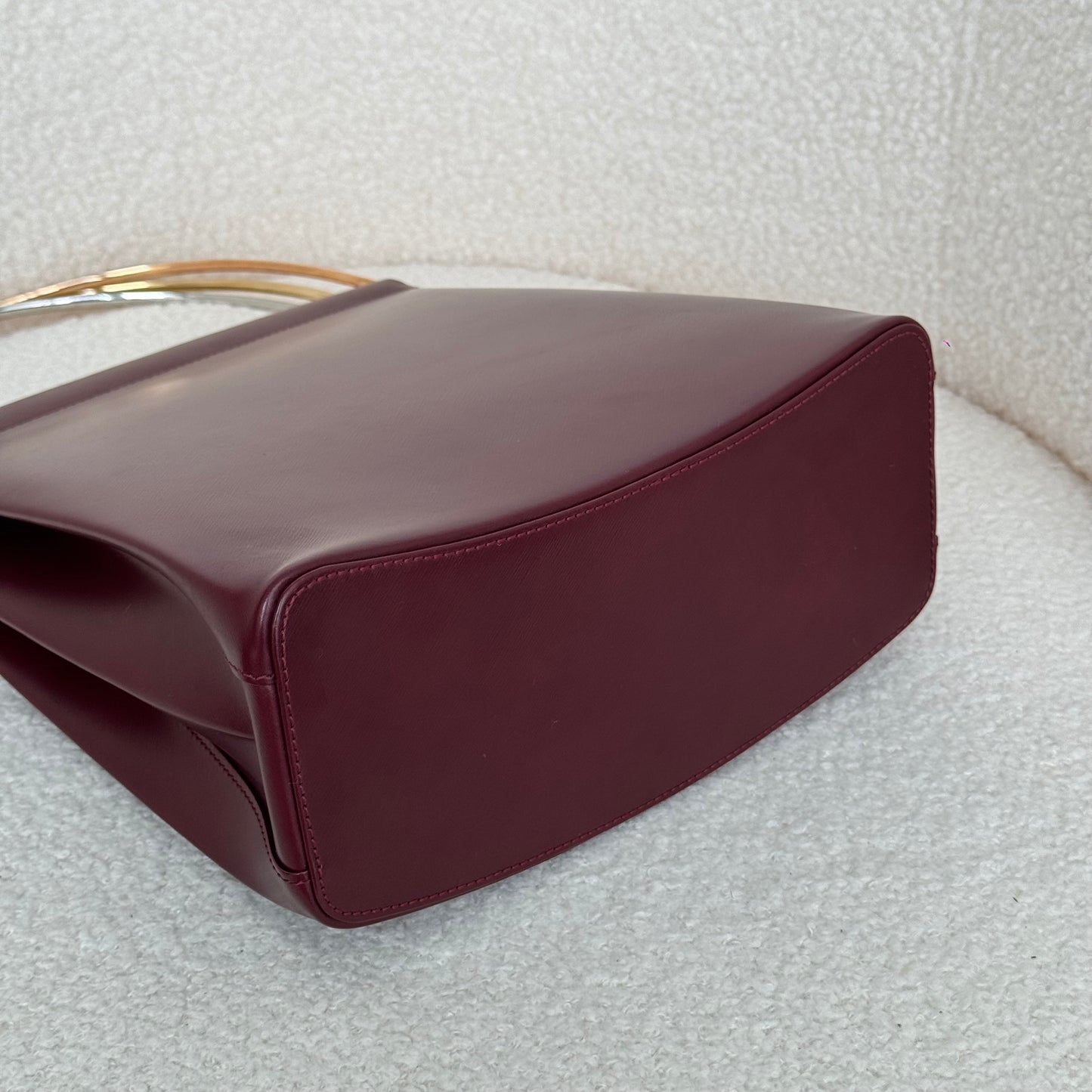 Trinity de Cartier Handbag in Bordeaux