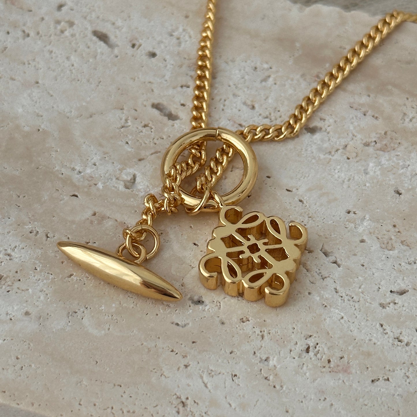 Loewe Anagram Pendant Gold