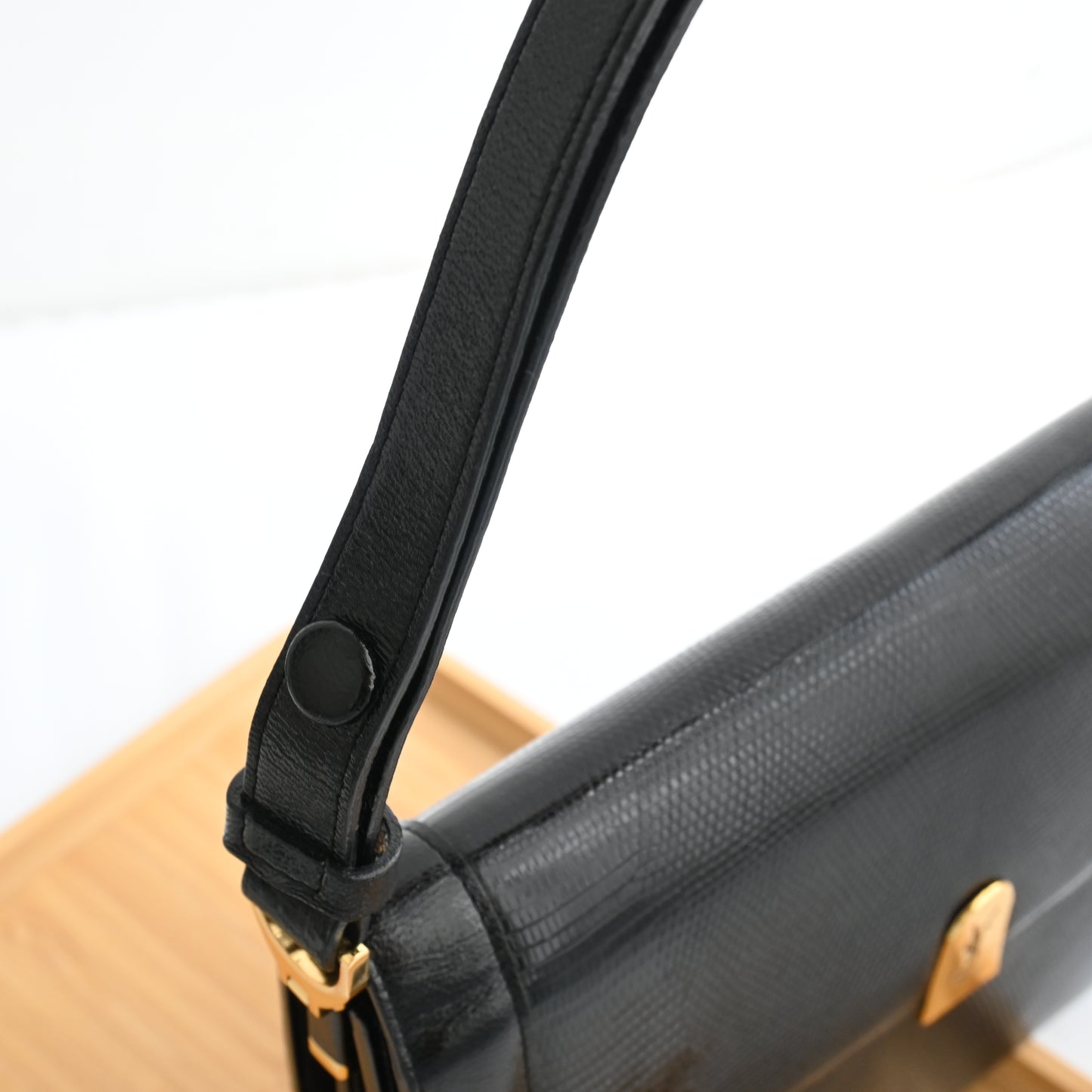 Vintage YSL Embossed Lizard Leather Shoulder Bag