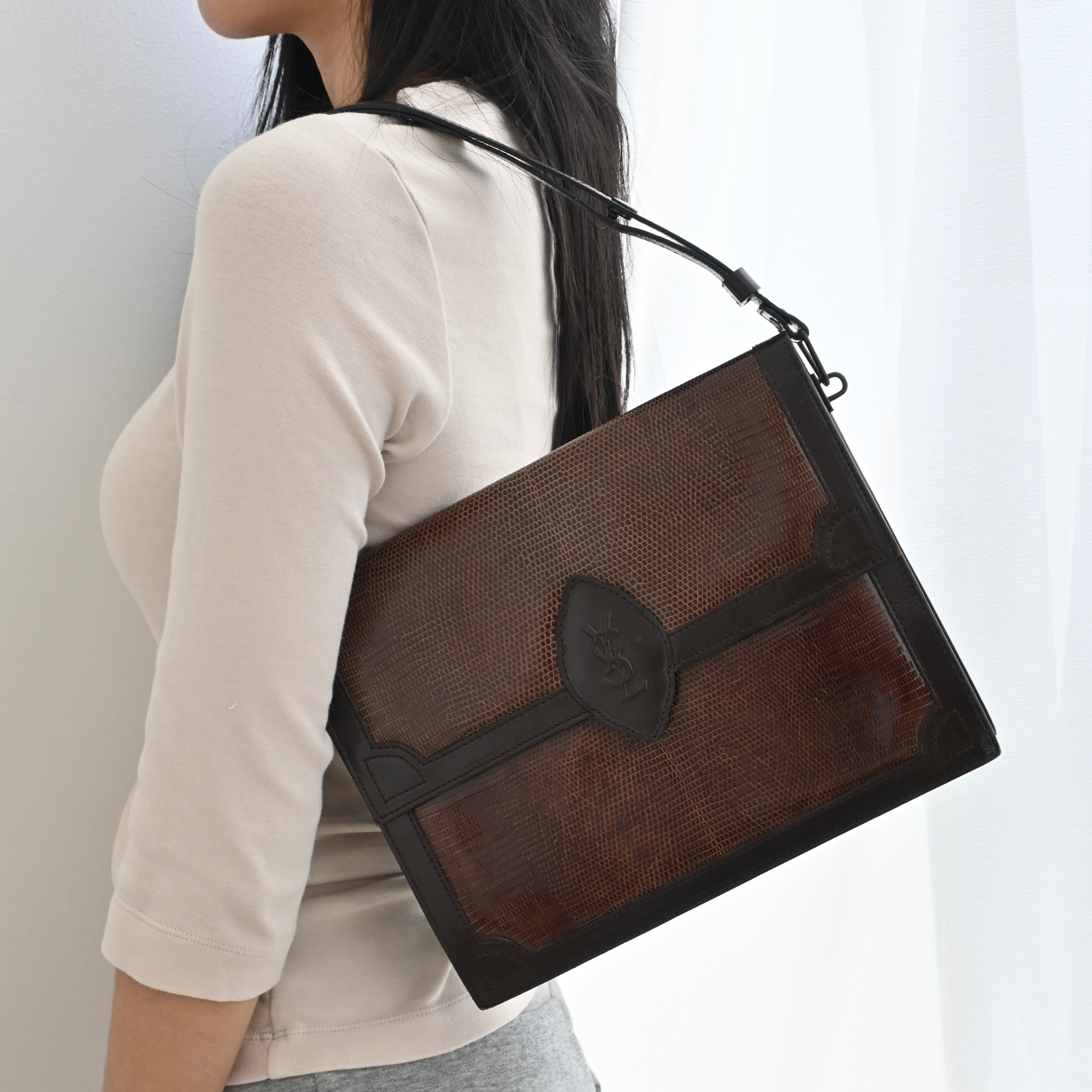 Yves Saint Laurent Lizard Leather Shoulder Bag – Leluxe Vintage