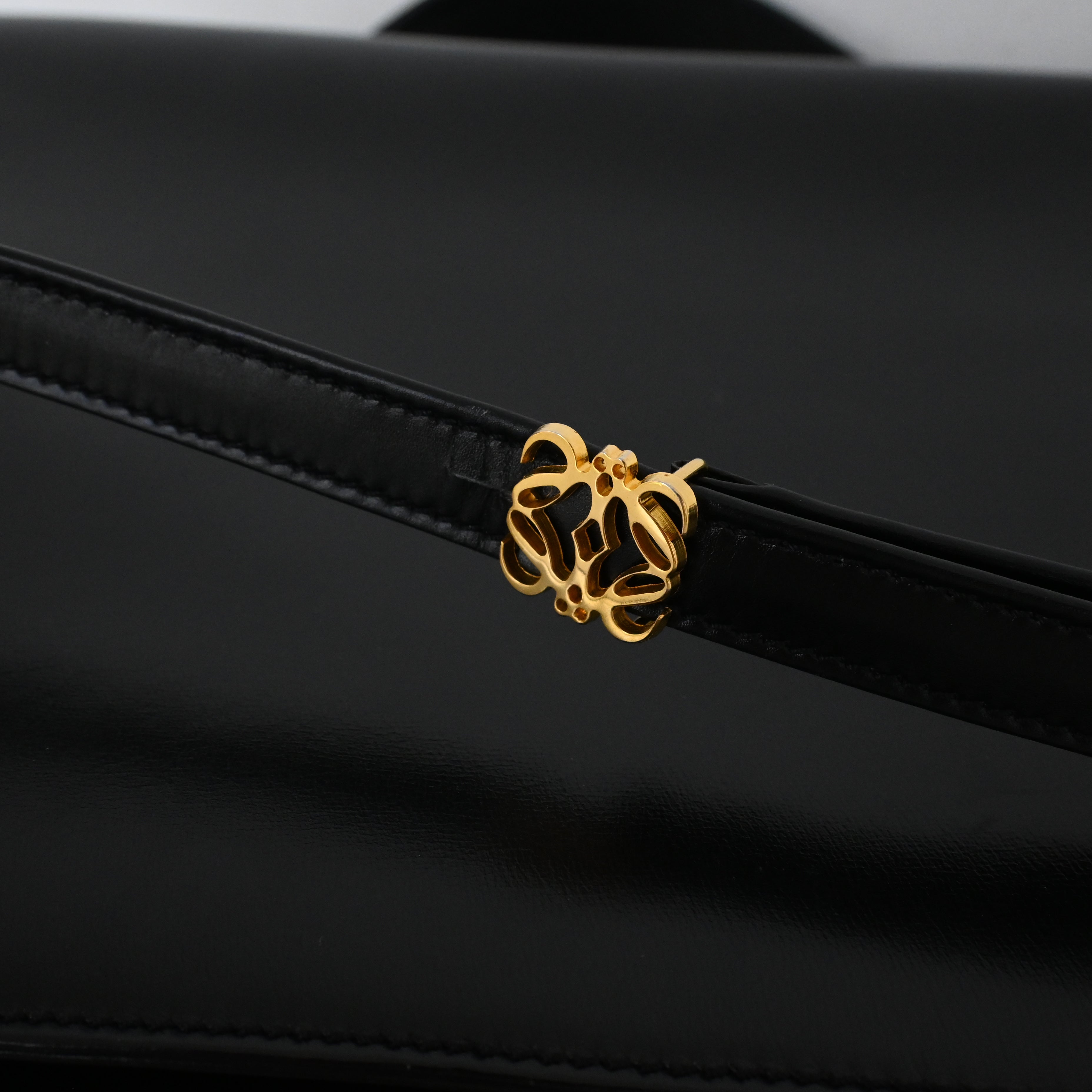Loewe Anagram Document Bag - Leluxe Vintage Sdn. Bhd.