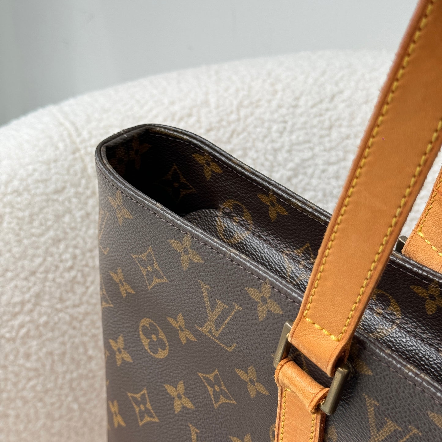 Louis Vuitton Luco Tote Monogram