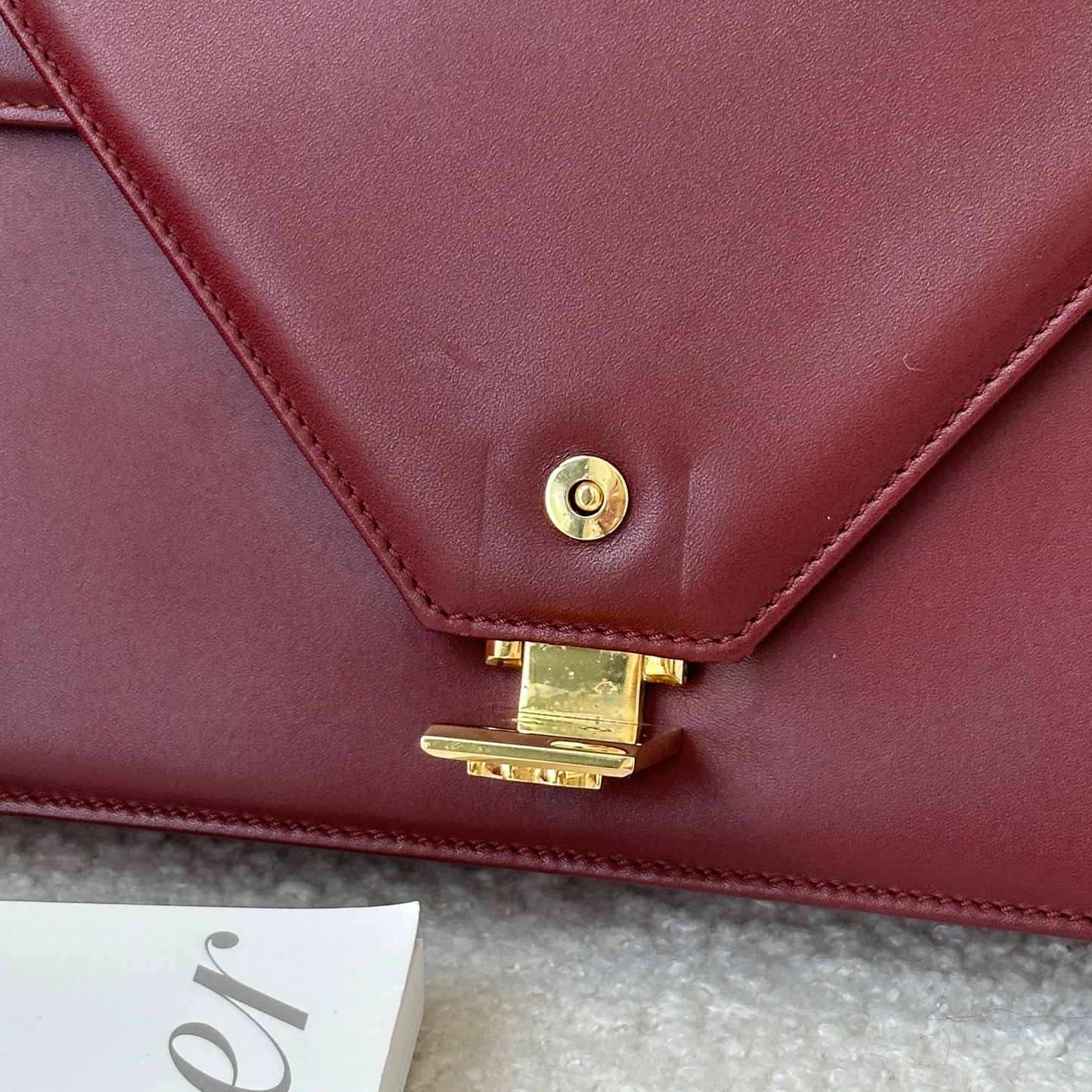 Must de Cartier Messenger Bag in Bordeaux