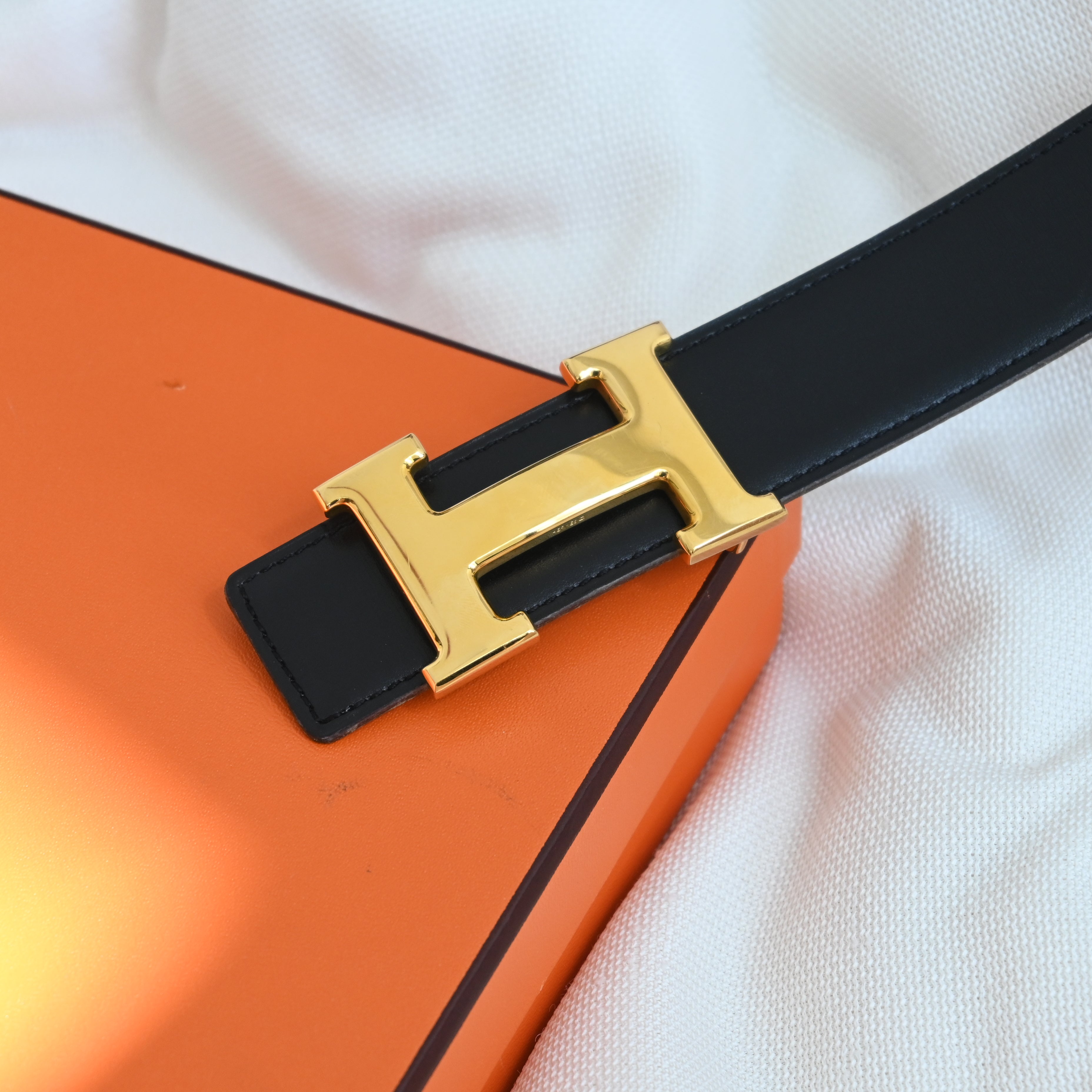 Vintage Hermès Reversible H Belt □A stamp: 1997 - Leluxe Vintage Sdn. Bhd.