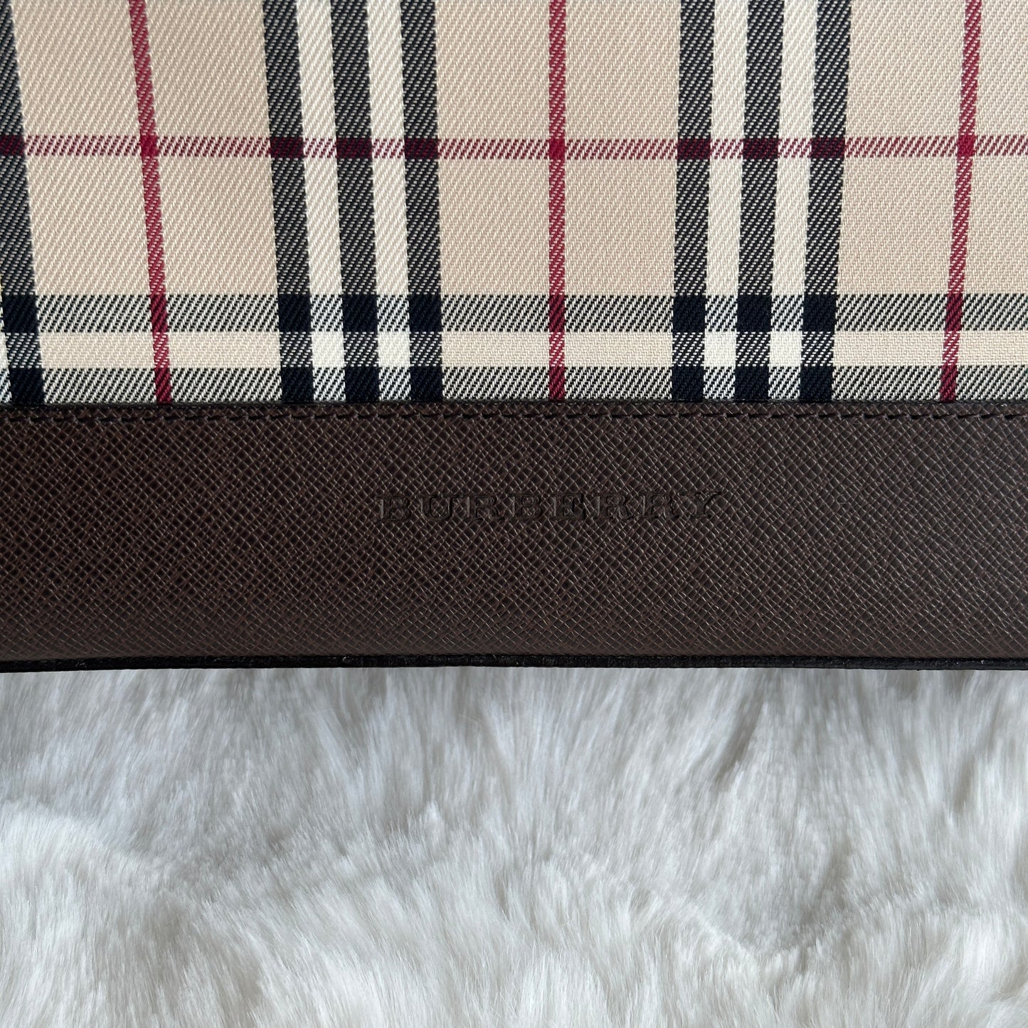 Burberry Nova Check Tote in beige