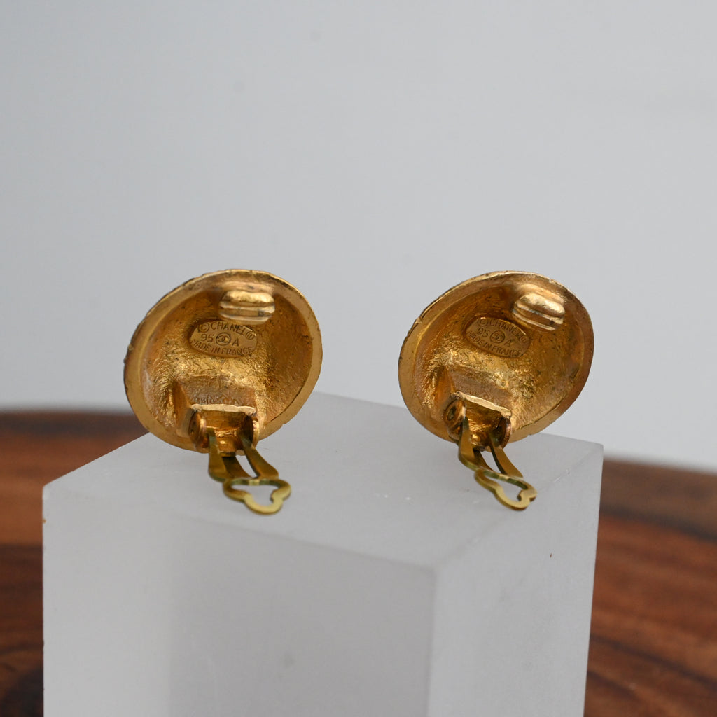 Vintage Chanel Textured Button Earclips Earrings 95A - Leluxe Vintage Sdn. Bhd.