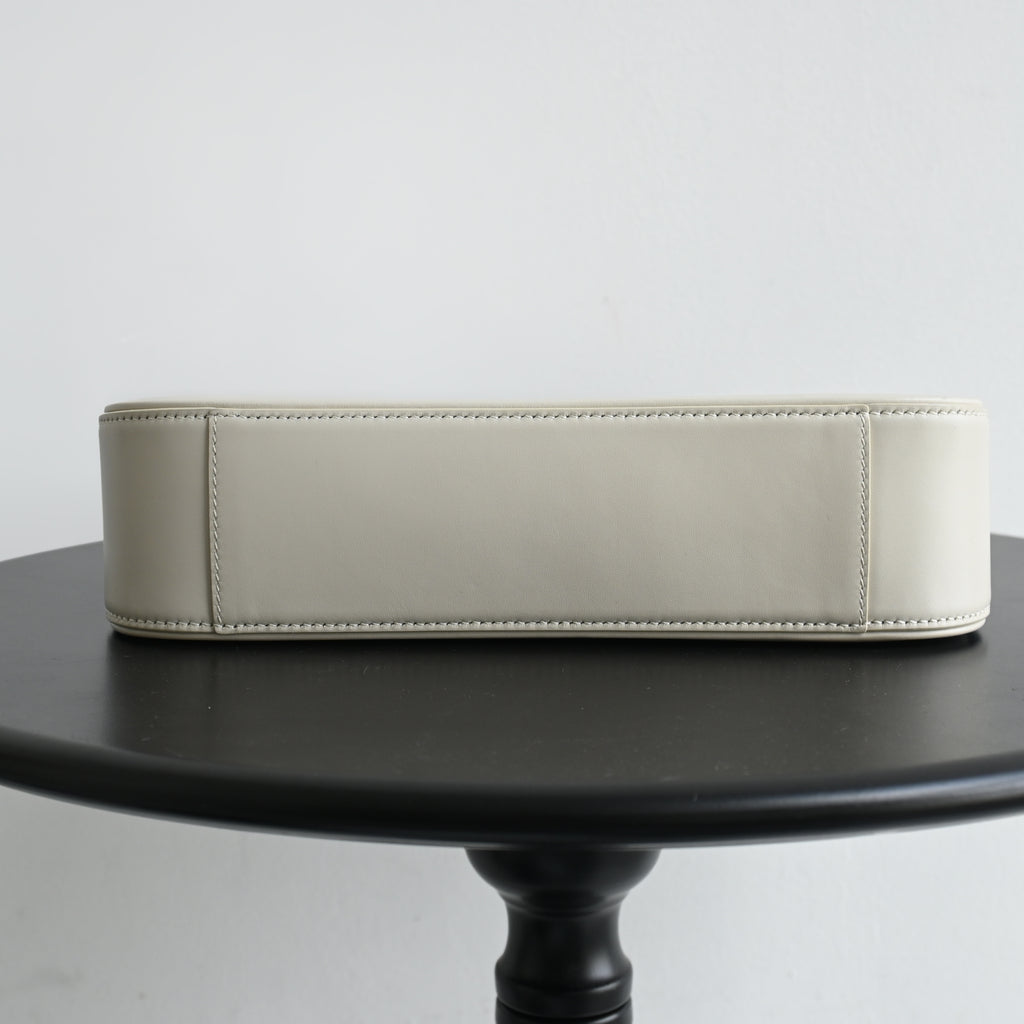 YSL Le  5 A 7 Shoulder Bag