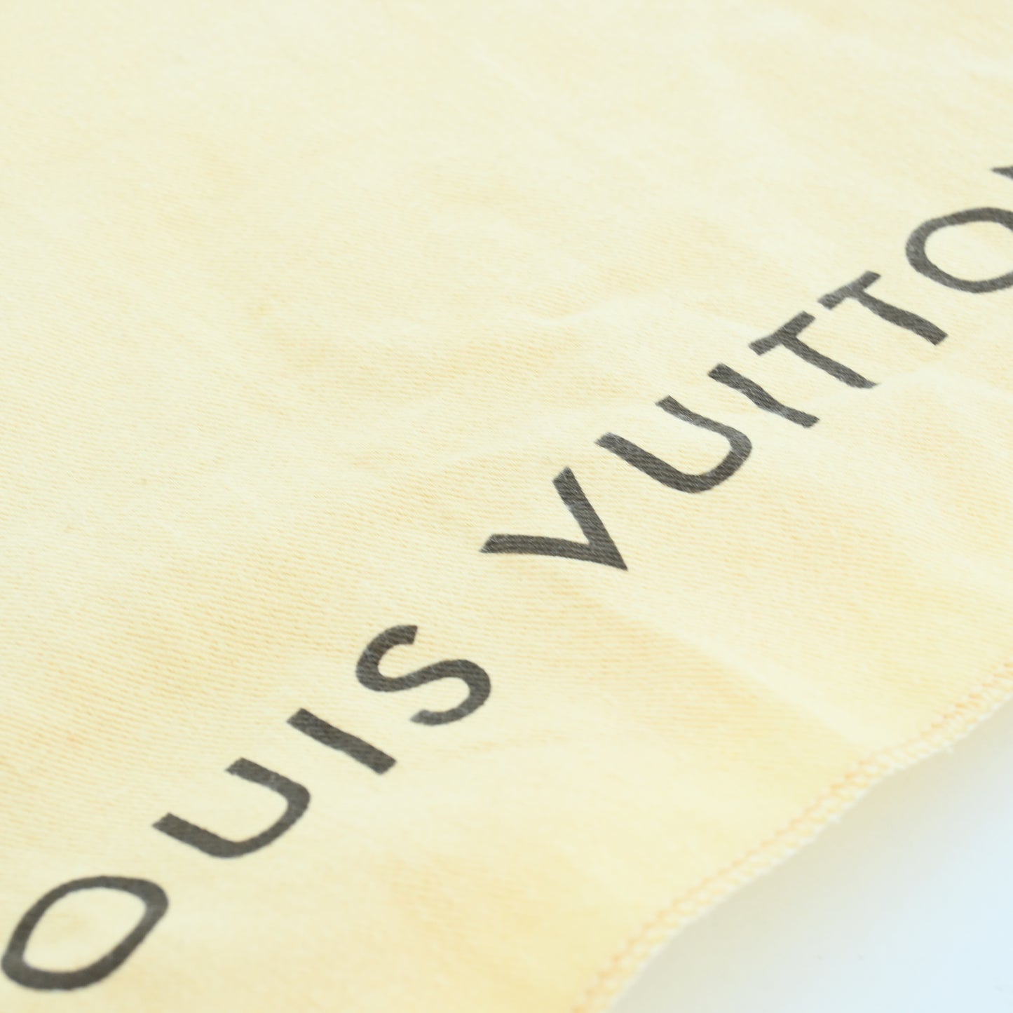 Louis Vuitton Alma BB in Epi