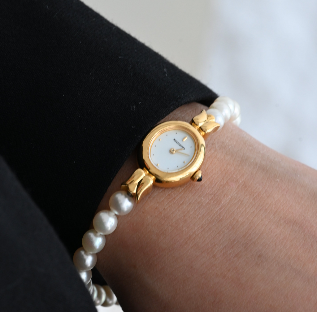 Mikimoto 1E20-3041 MOP Dial Akoya Pearl Bracelet Watch - Leluxe Vintage Sdn. Bhd.