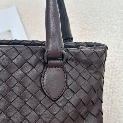 Bottega Veneta Intrecciato Nappa Bucket Bag