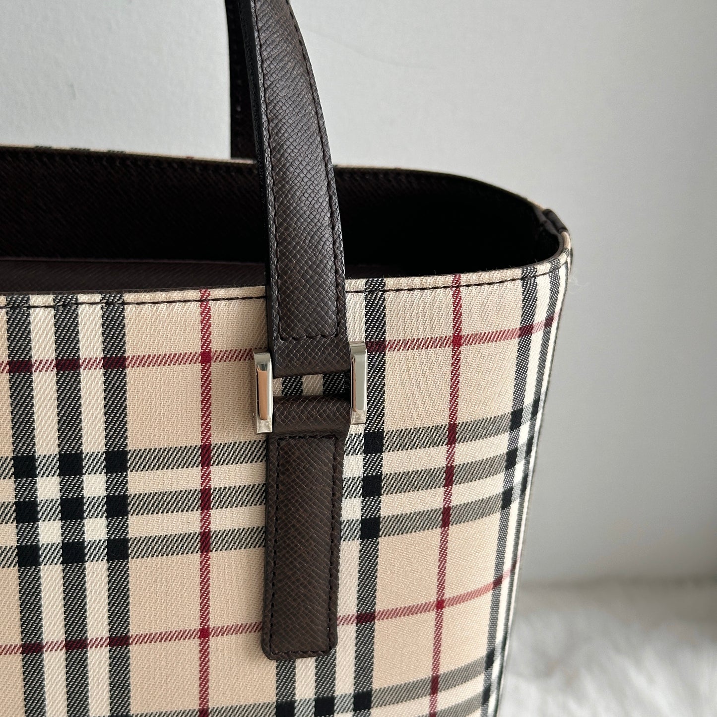 Burberry Nova Check Tote in beige