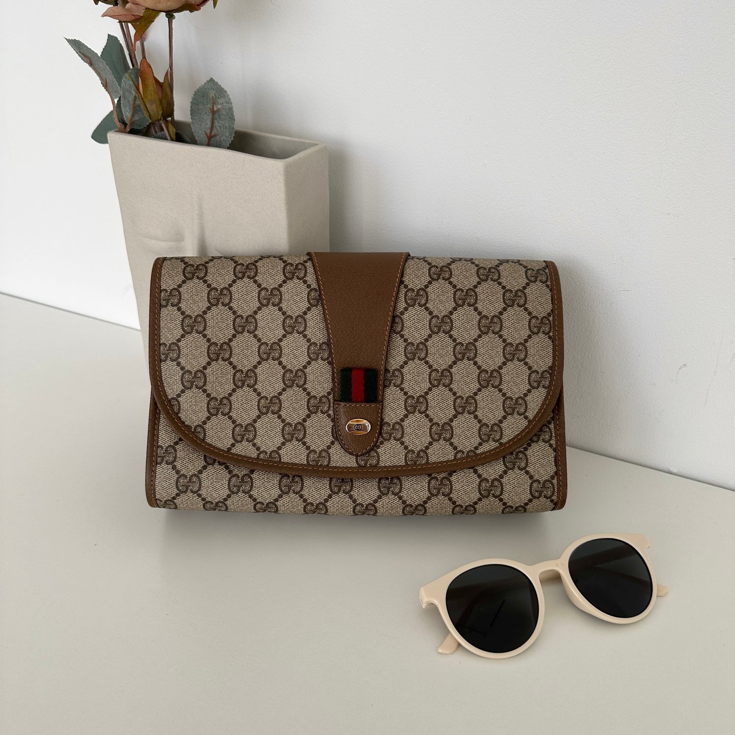 Gucci Vintage Clutch in Monogram