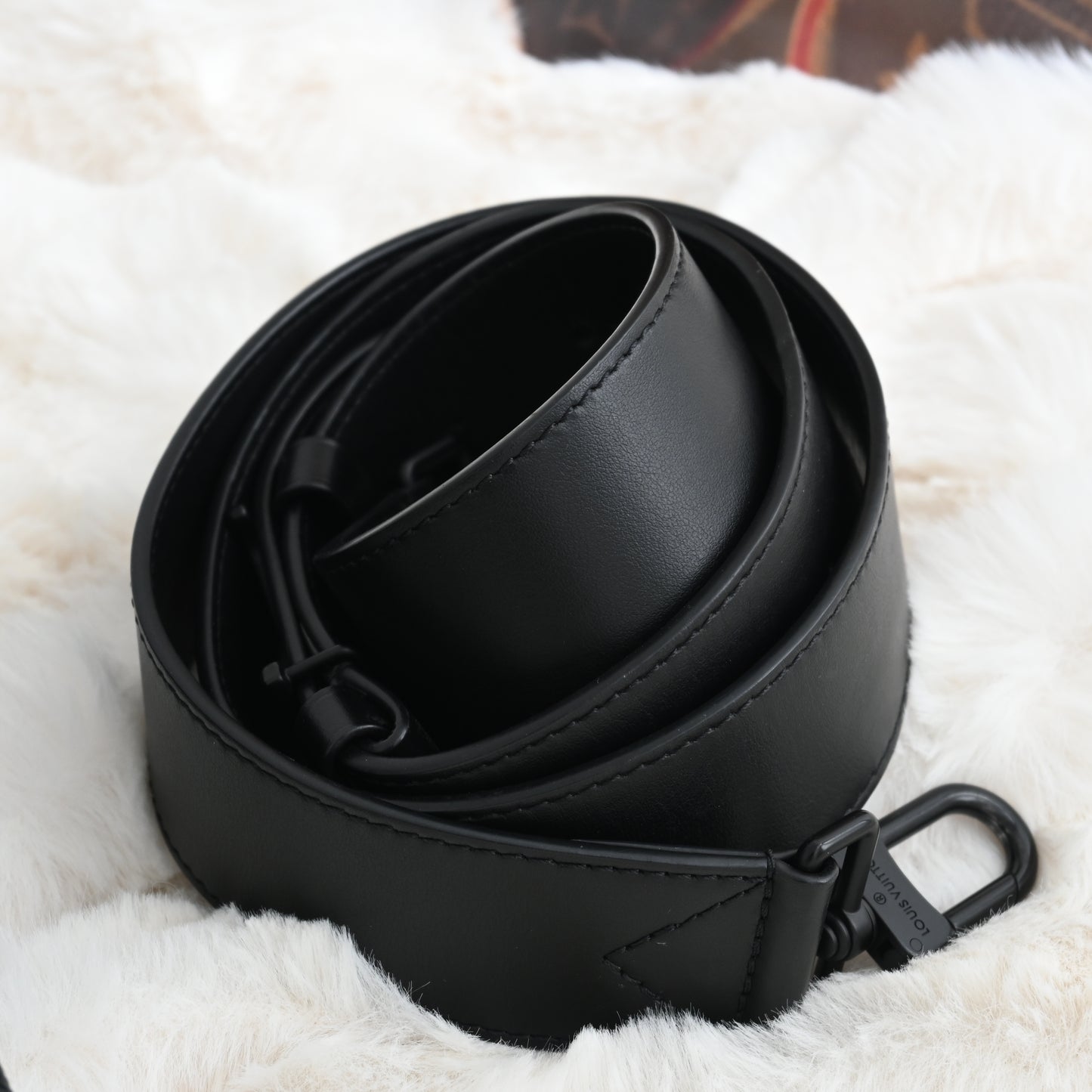 Louis Vuitton Sac Plat Fold Epi