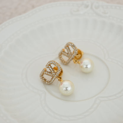 Valentino Garavani VLogo Signature Pearl Earrings