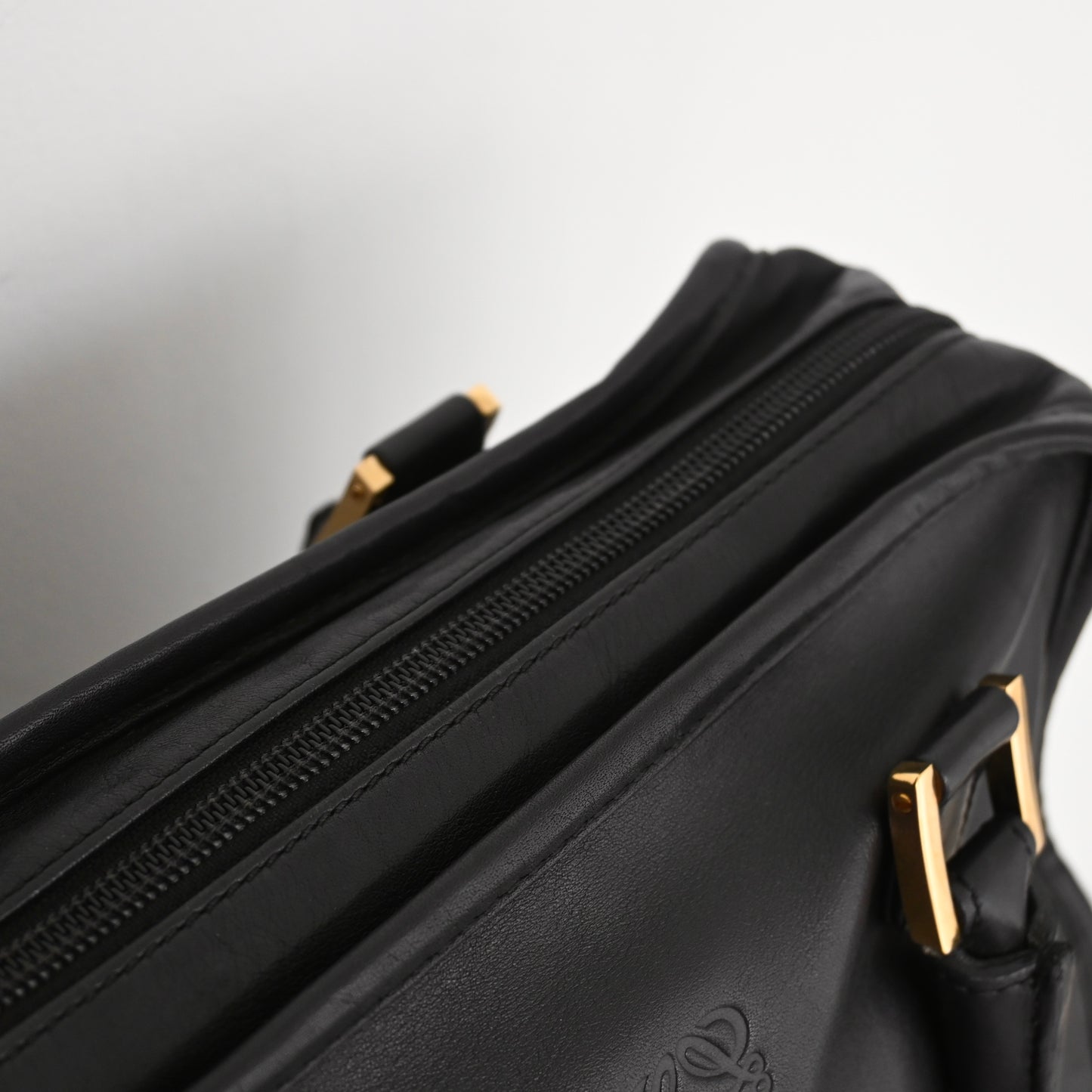 Loewe Amazona 27 Black Nappa Calfskin