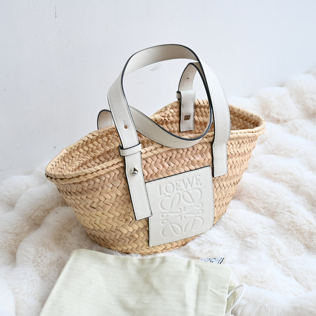 Loewe Basket Raffia Bag - Leluxe Vintage Sdn. Bhd.