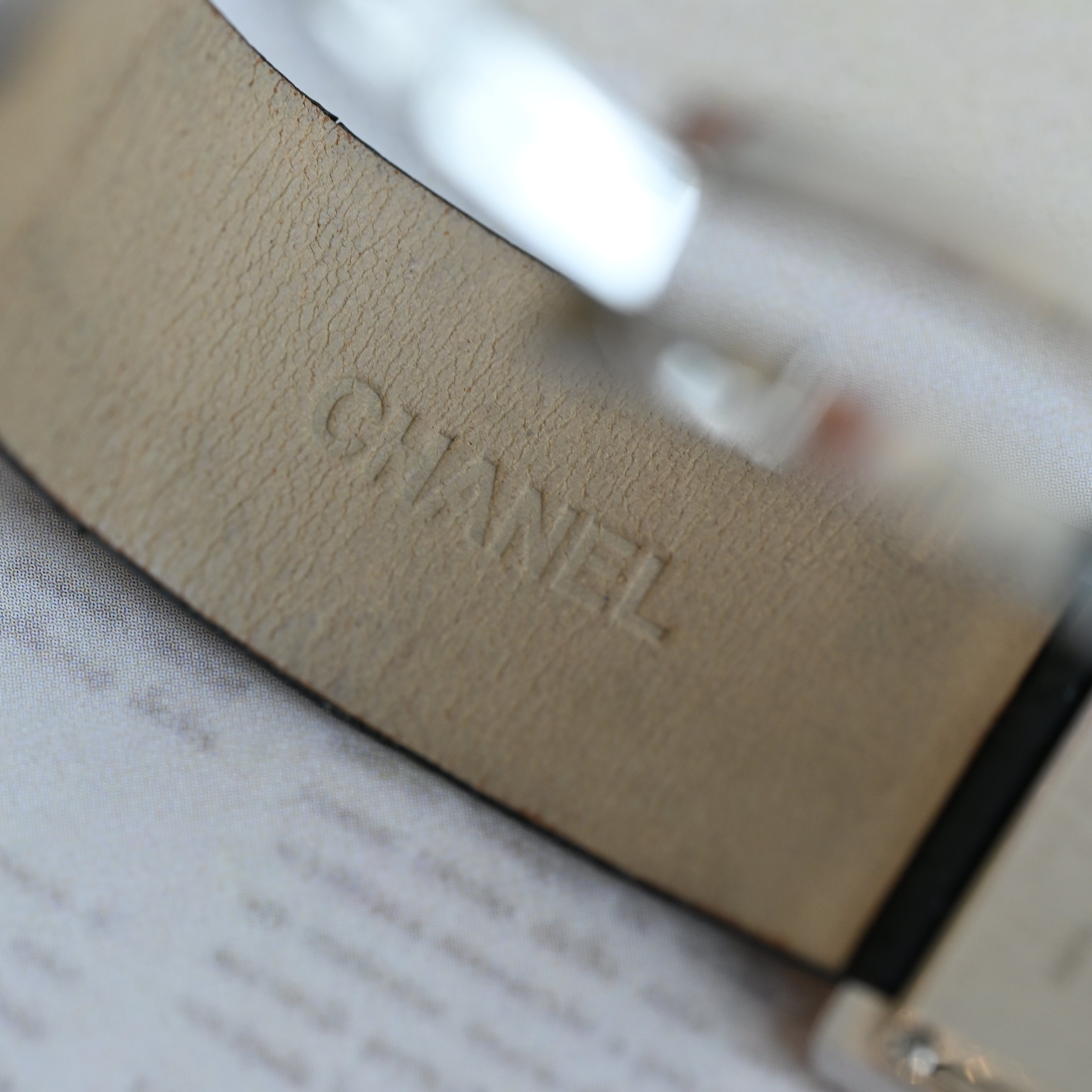 Chanel Mademoiselle H0875 - Leluxe Vintage Sdn. Bhd.
