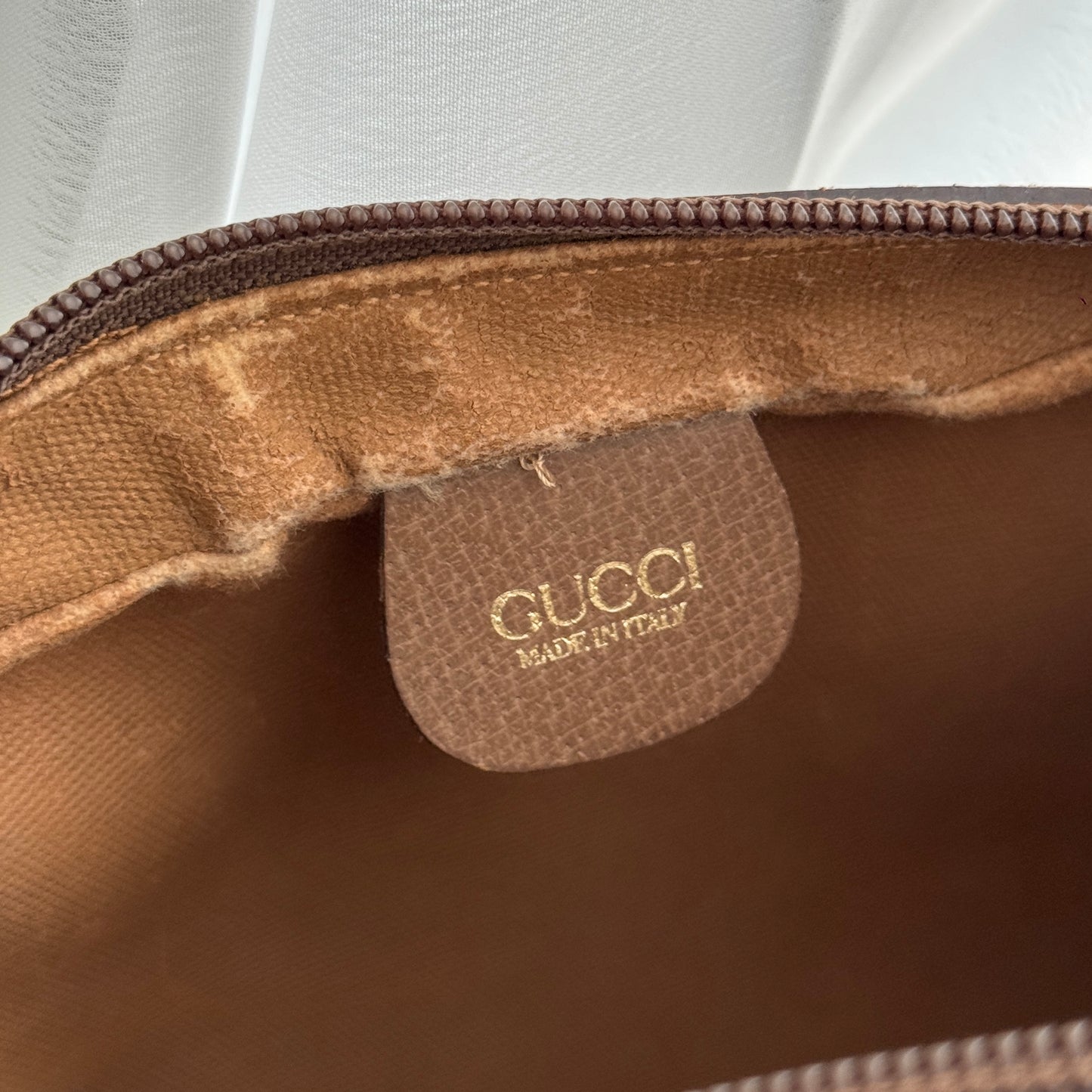 Gucci Sherry Line GG Supreme