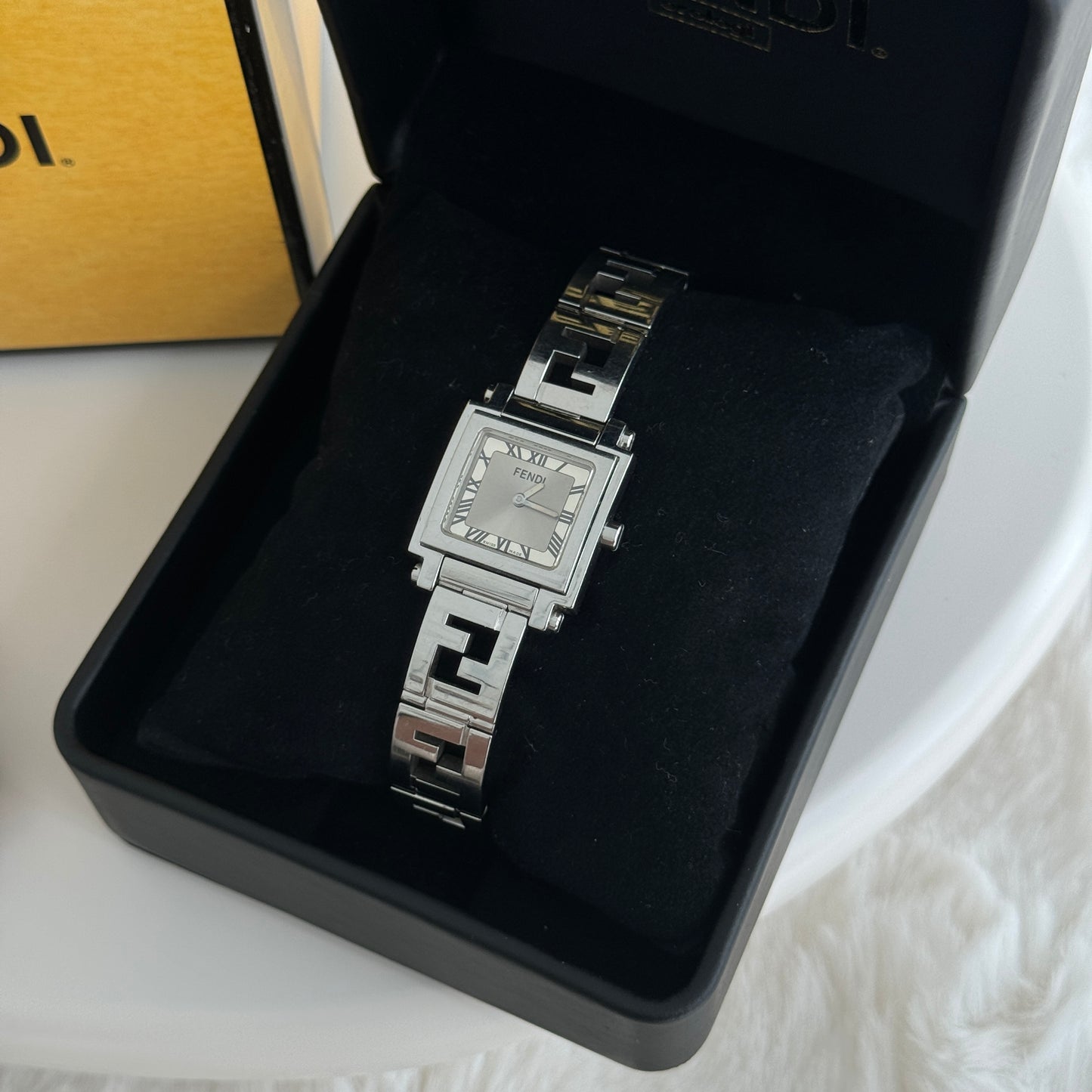 Fendi Silver Face 6000L