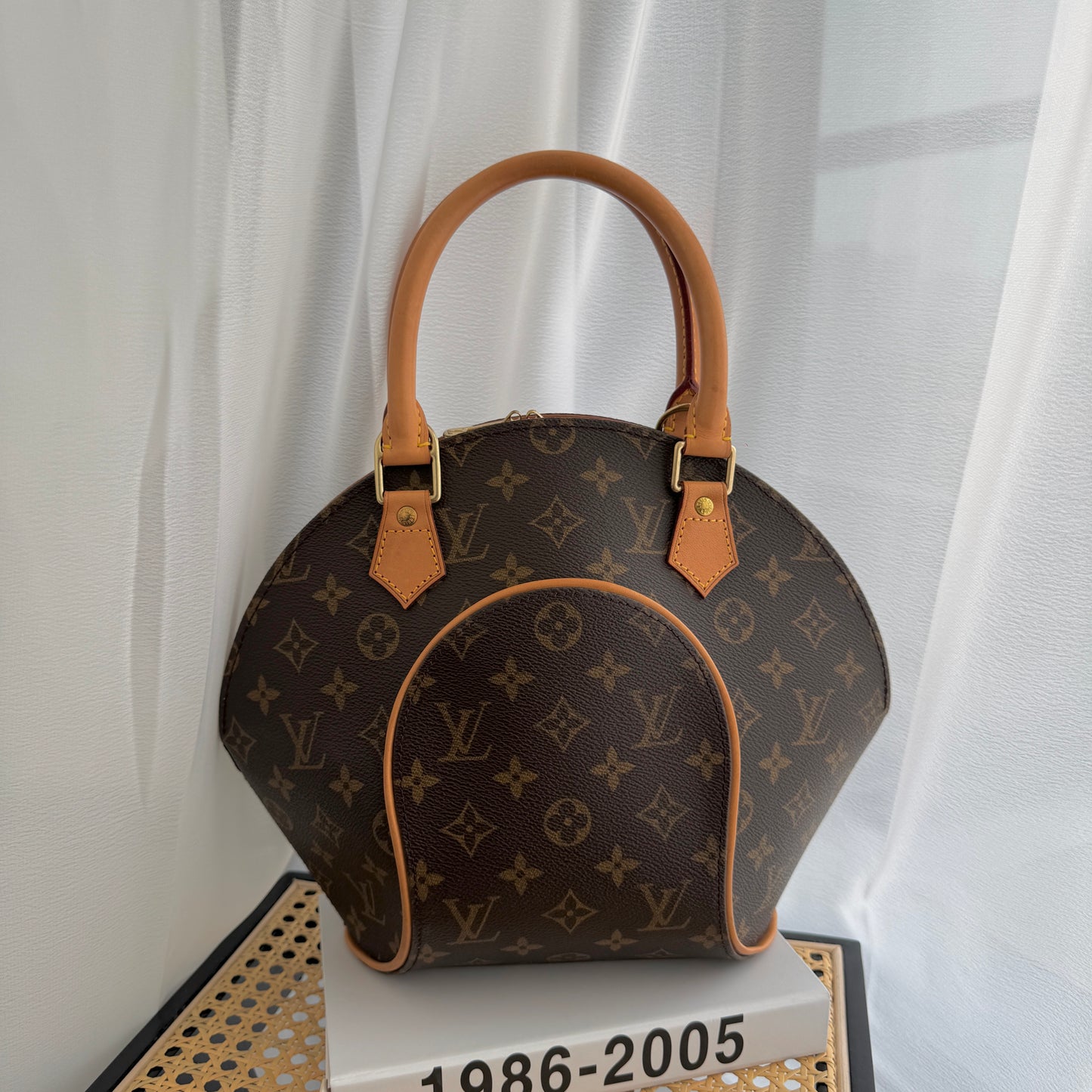 Louis Vuitton Ellipse PM Monogram