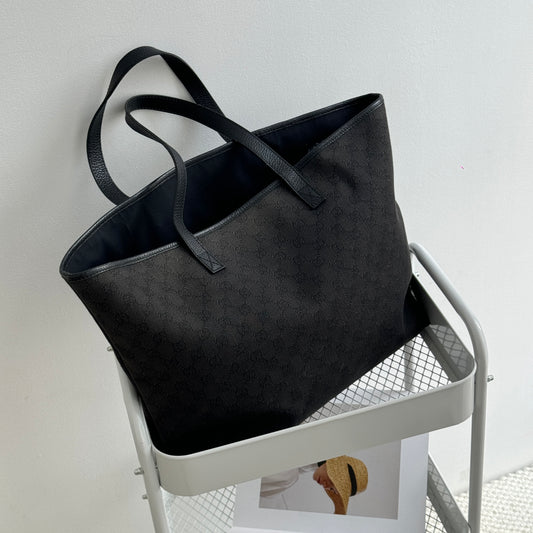 Gucci GG Canvas Tote Black