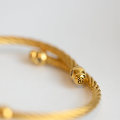Gucci GG Gold Bangle Watch 2047L
