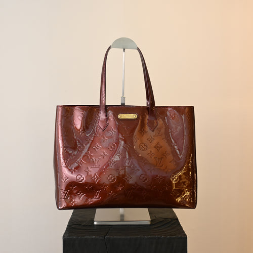 Louis Vuitton Amarante Monogram Vernis Wilshire PM Bag - Leluxe Vintage Sdn. Bhd.