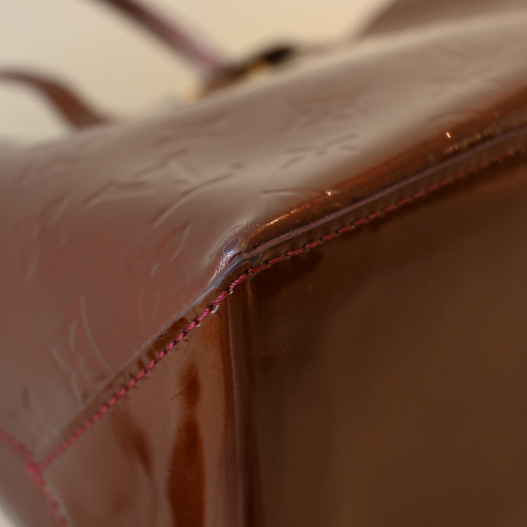 Louis Vuitton Amarante Monogram Vernis Wilshire PM Bag - Leluxe Vintage Sdn. Bhd.