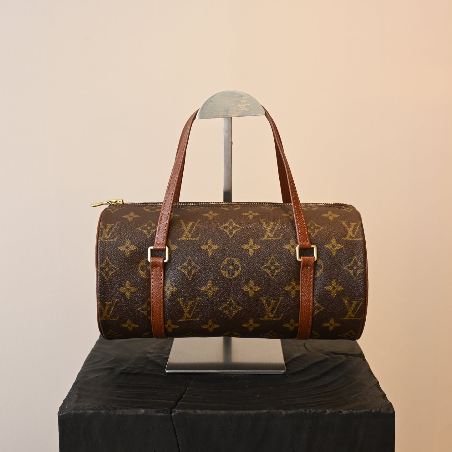 Louis Vuitton Papillon 26 Monogram