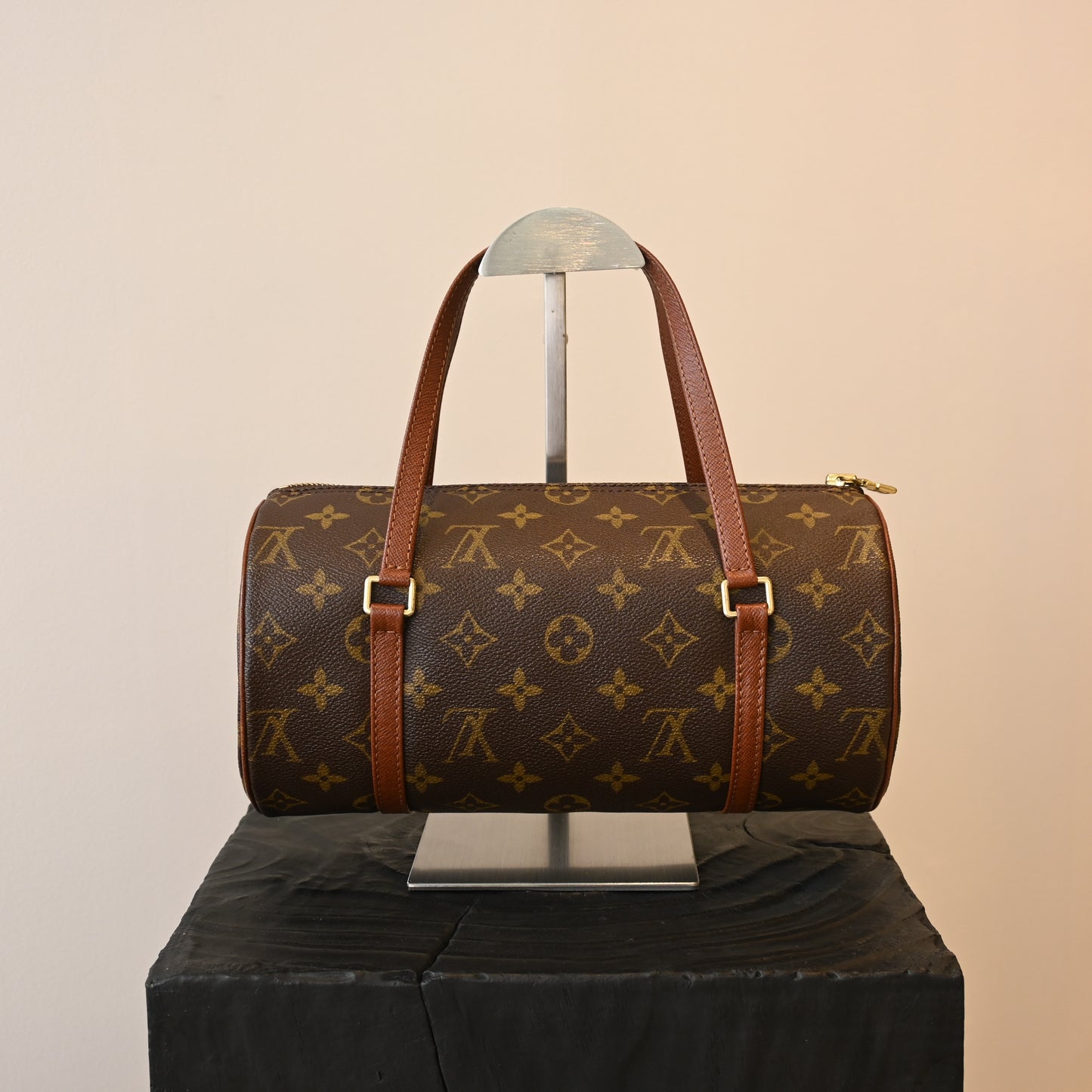 Louis Vuitton Papillon 26 Monogram