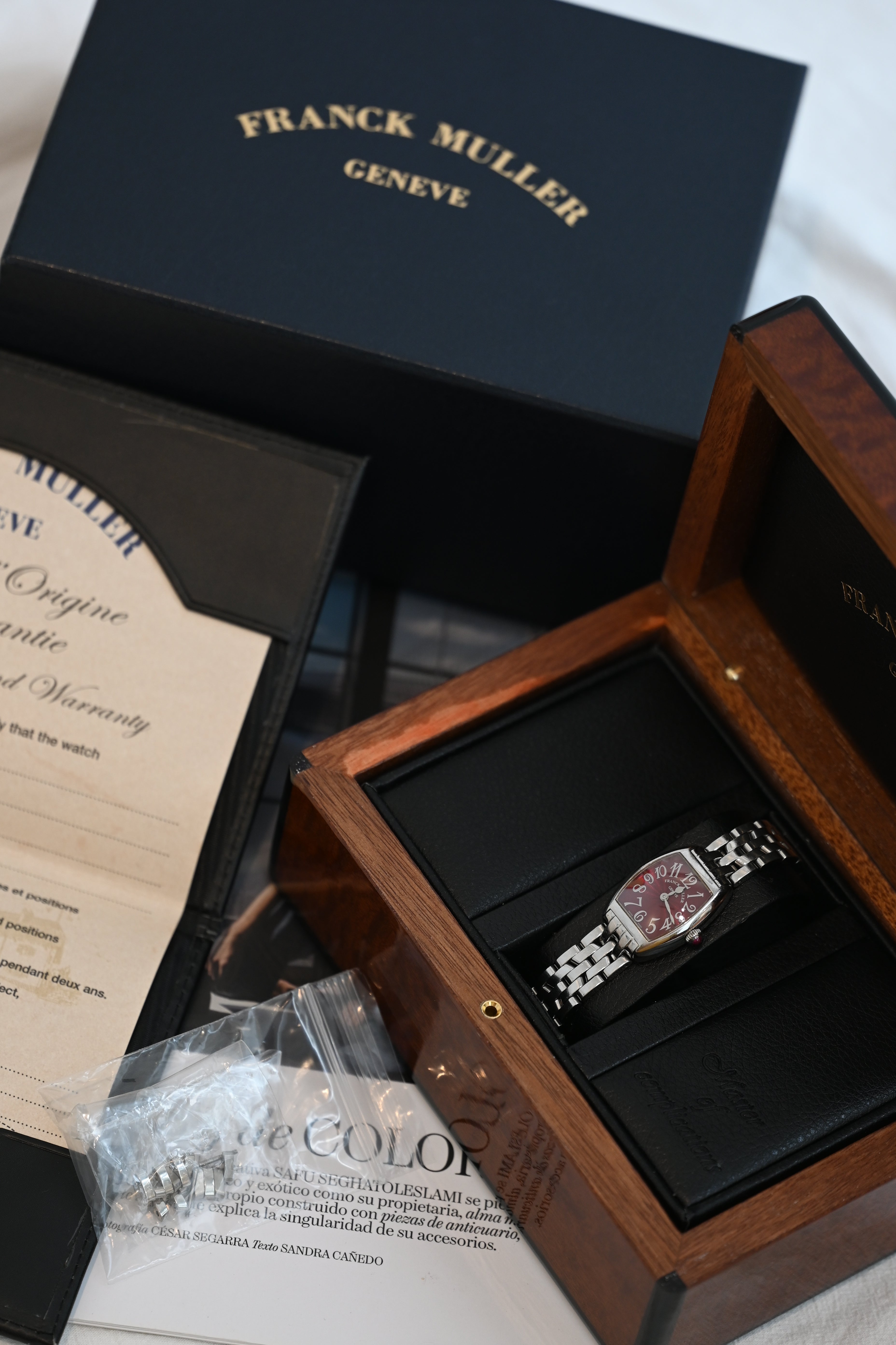 Franck Muller Tonneau Curvex 2252QZ 1598 - Leluxe Vintage Sdn. Bhd.