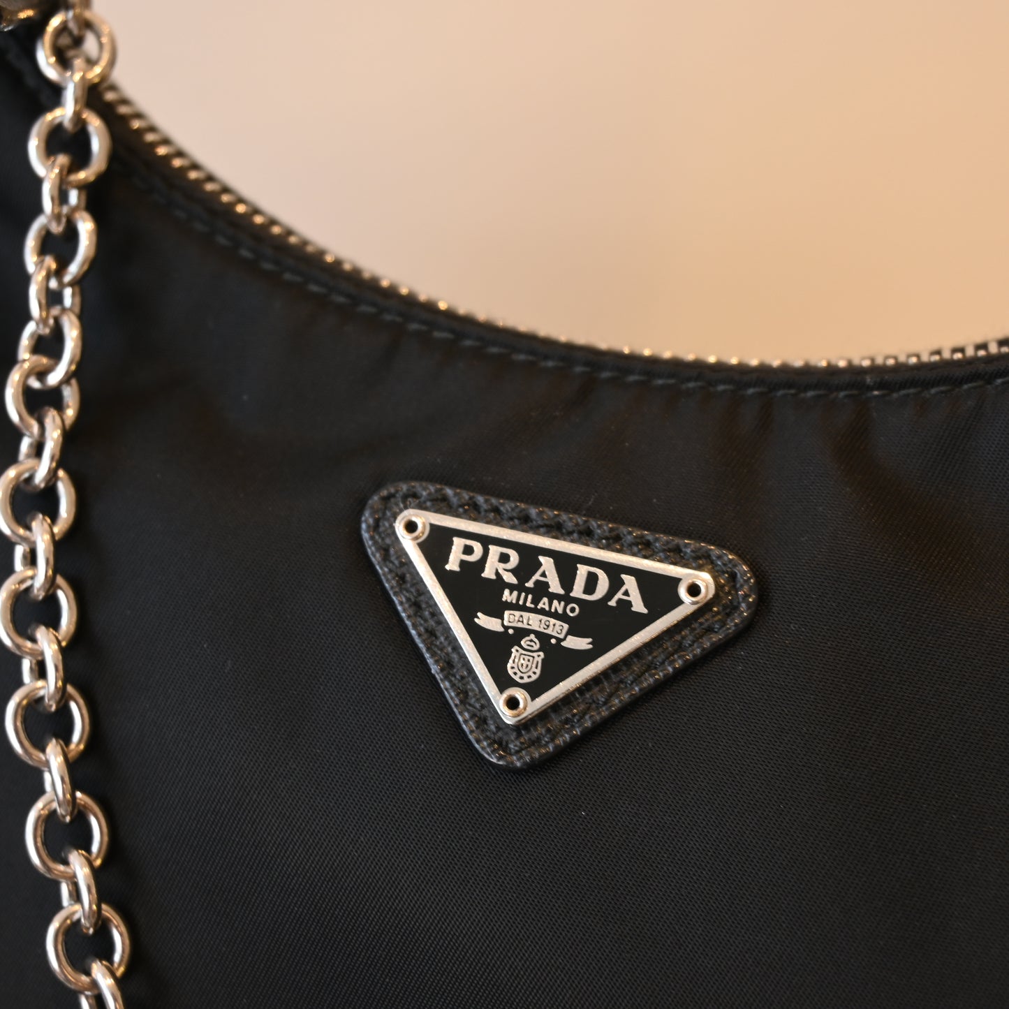 Prada Hobo Re-edition 2005 Nylon