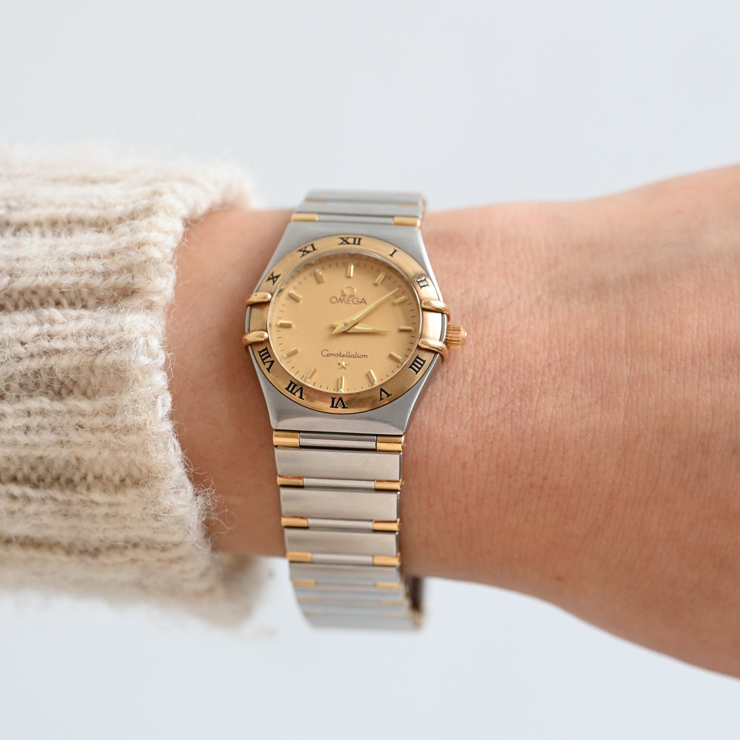 Omega Constellation Manhattan 18K Yellow Gold