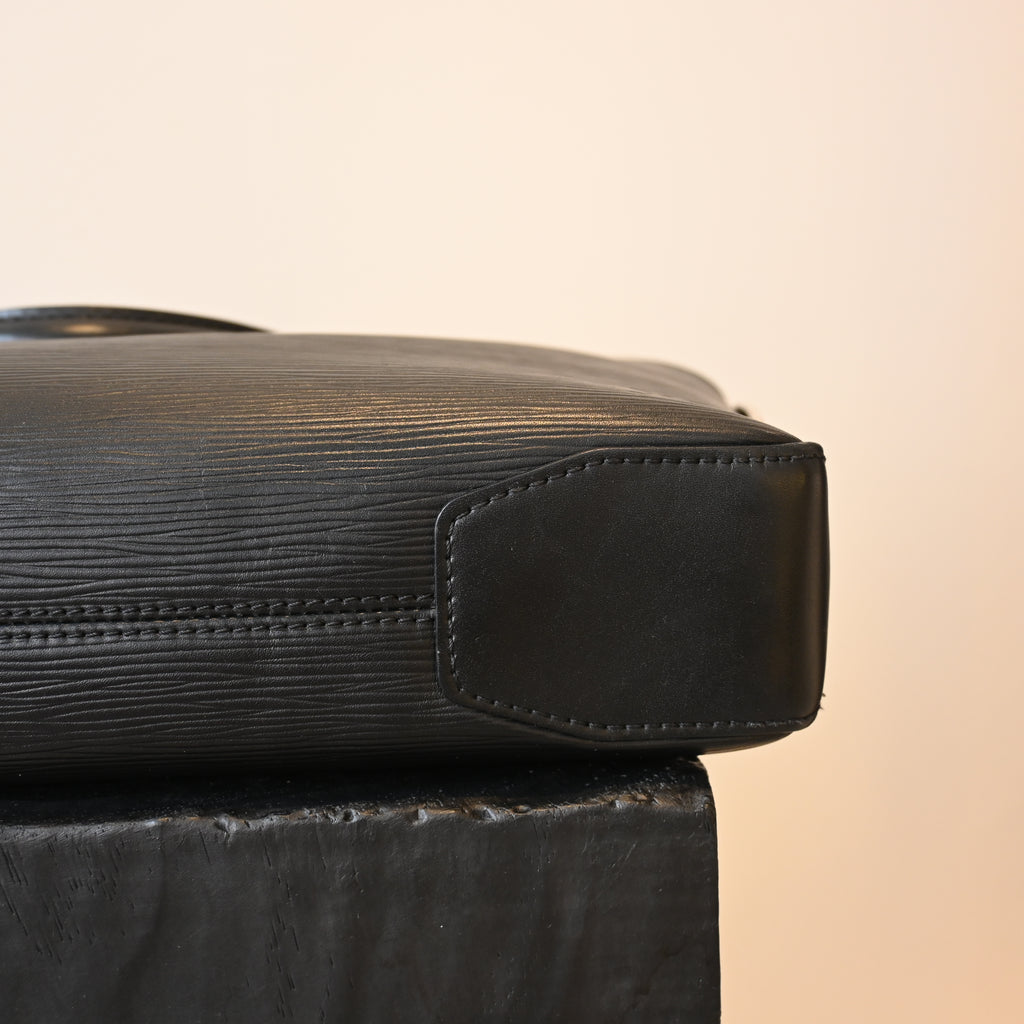Louis Vuitton Oliver Briefcase Epi - Leluxe Vintage Sdn. Bhd.