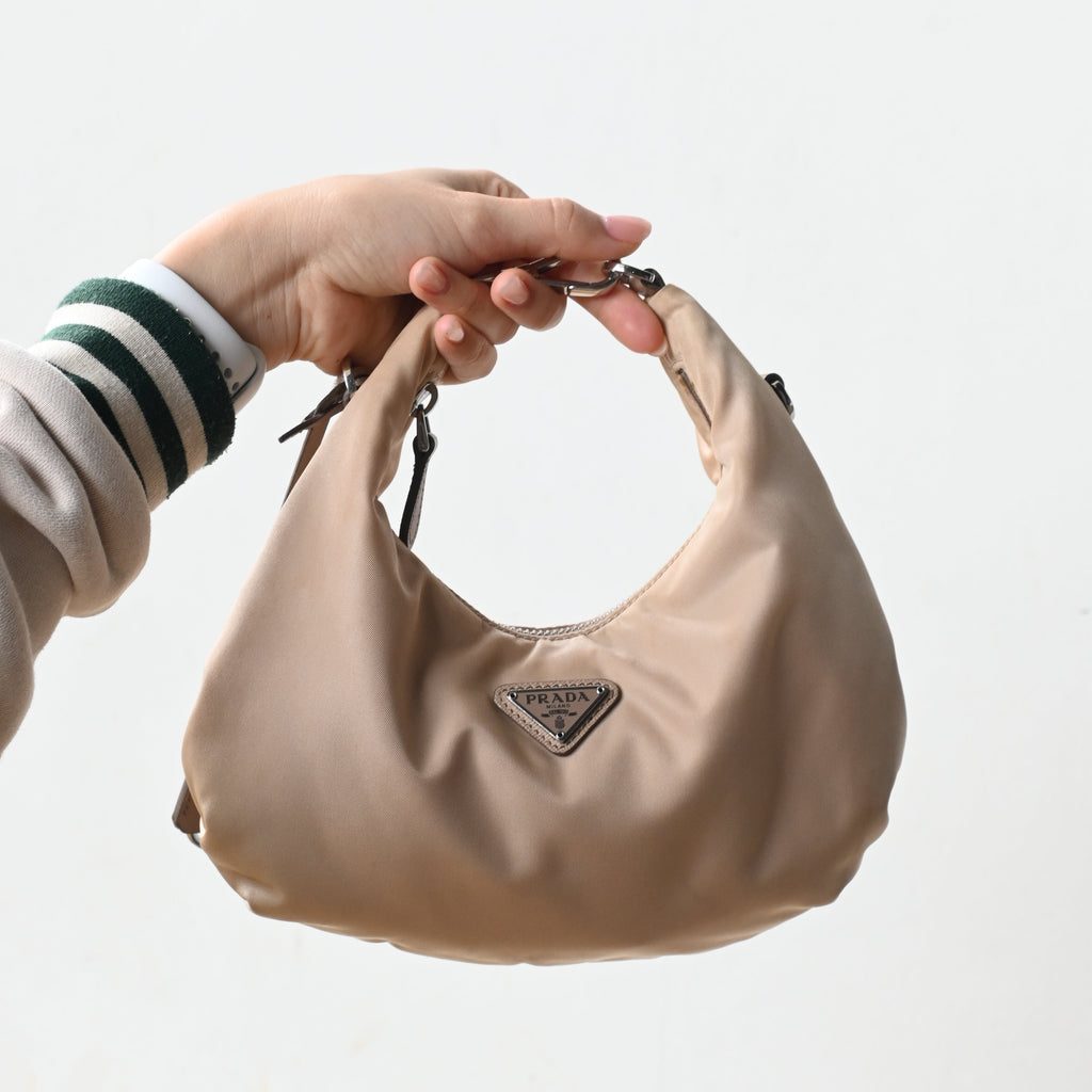 Prada Cameo Hobo Re-edition 2006 - Leluxe Vintage Sdn. Bhd.