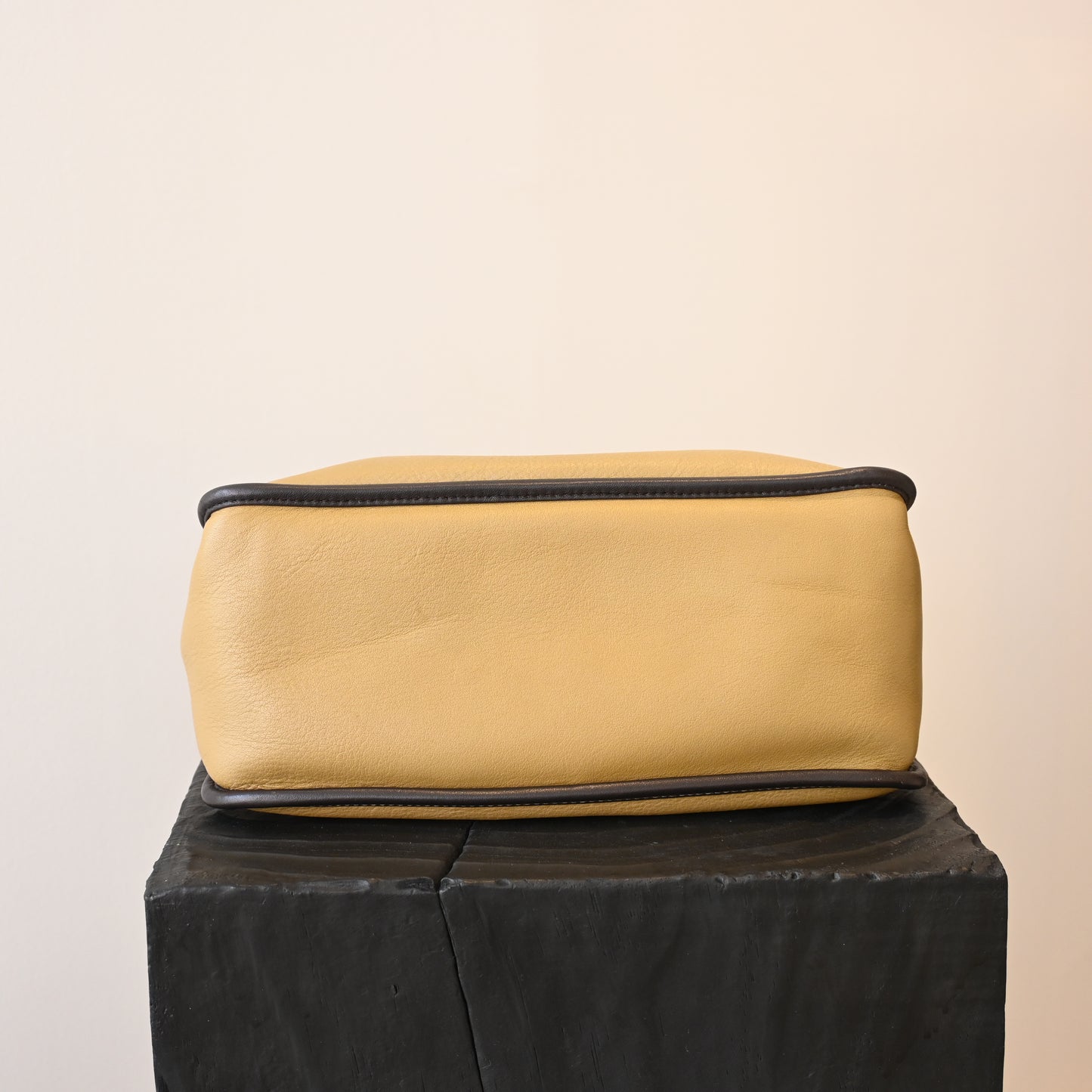 Loewe Amazona 28 Calfksin