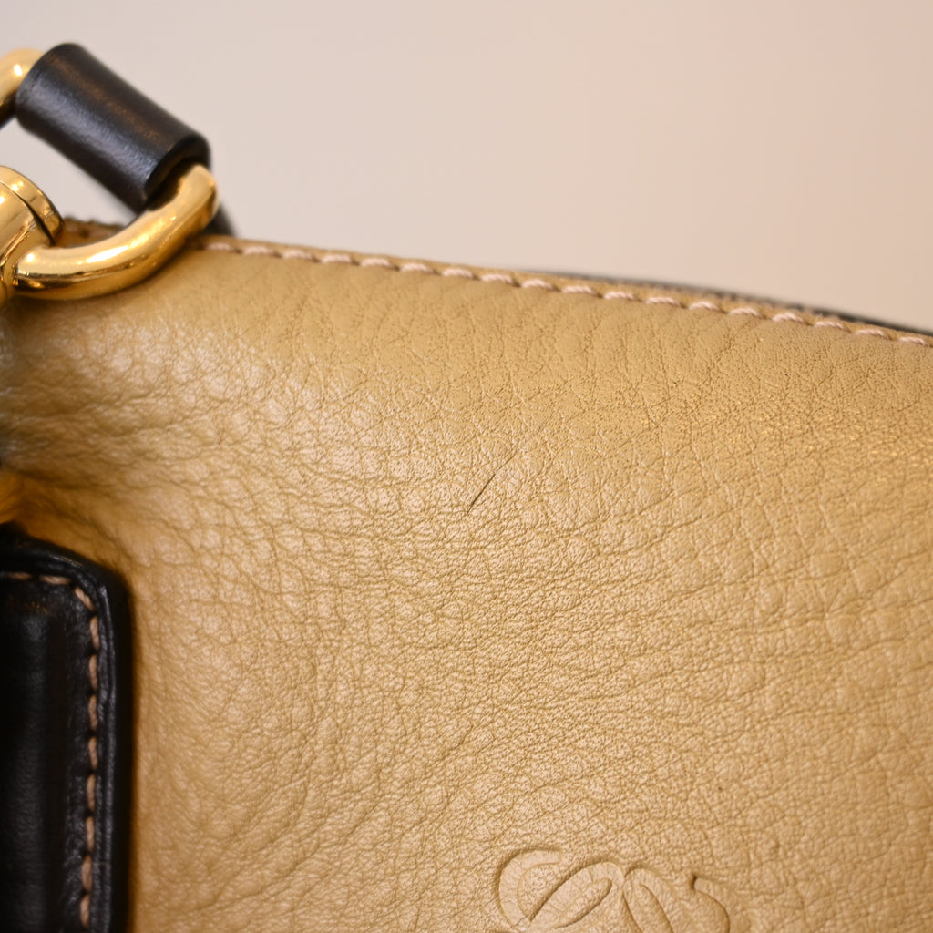 Loewe Amazona 28 Calfksin - Leluxe Vintage Sdn. Bhd.