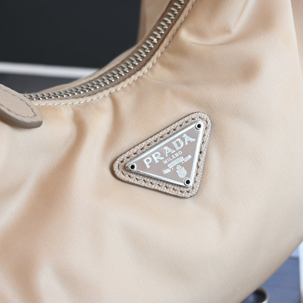 Prada Cameo Hobo Re-edition 2006 - Leluxe Vintage Sdn. Bhd.