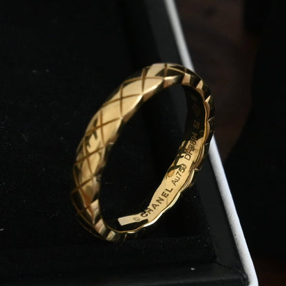 Chanel Coco Crush Ring in 18k YG