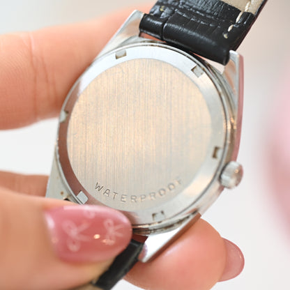 Omega Geneve Silver Ref. 135.041 Watch