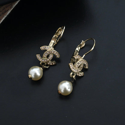 Chanel 15S Rhinestine Pearl Drop Earring