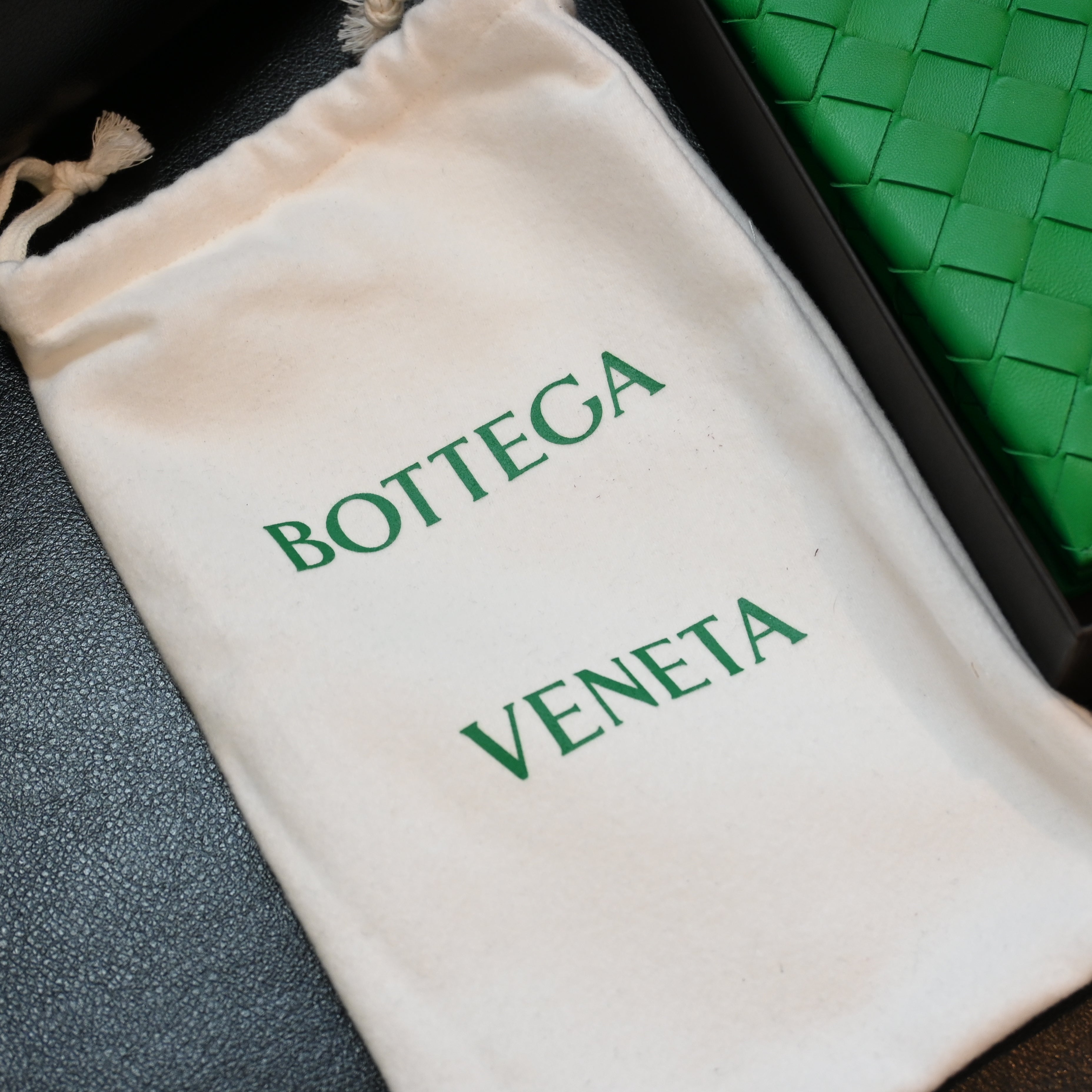 Bottega Veneta Parakeet Intrecciato Woven Nappa Leather Wallet On Strap Bag