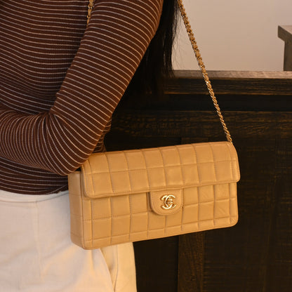 Chanel Chocolate Bar Lambskin Chain Shoulder Bag Beige GHW