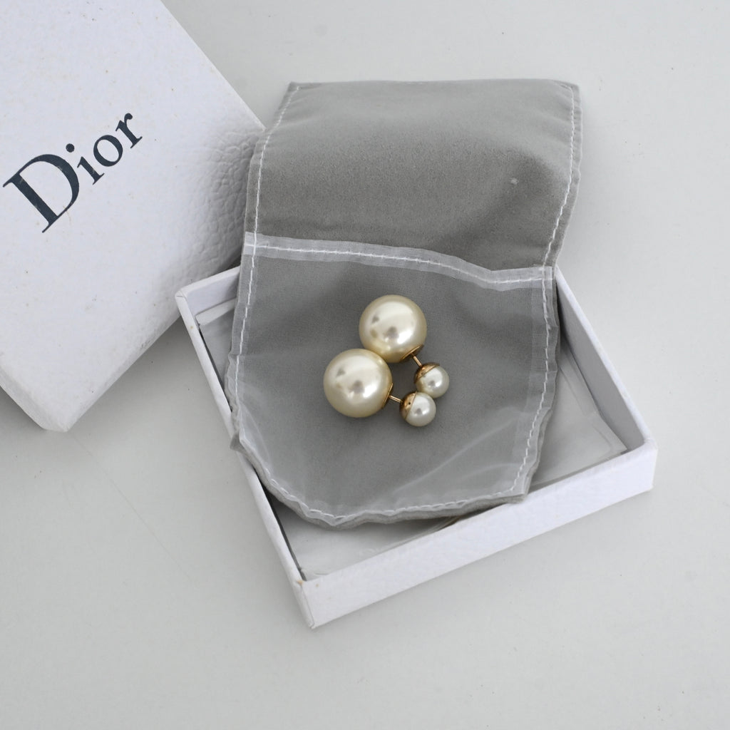 Dior Tribales Earring Pearl - Leluxe Vintage Sdn. Bhd.